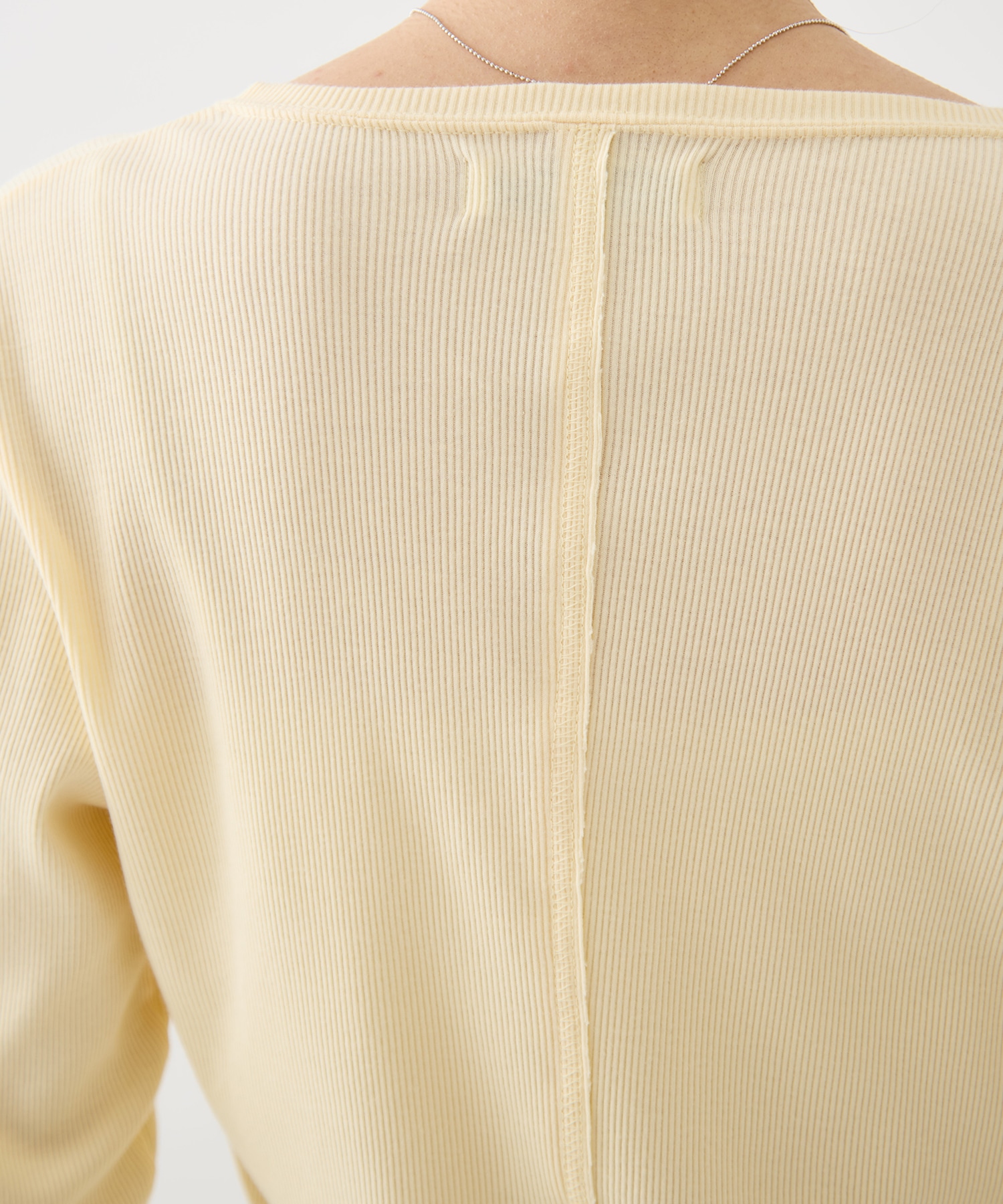 リングドットVネックトップス