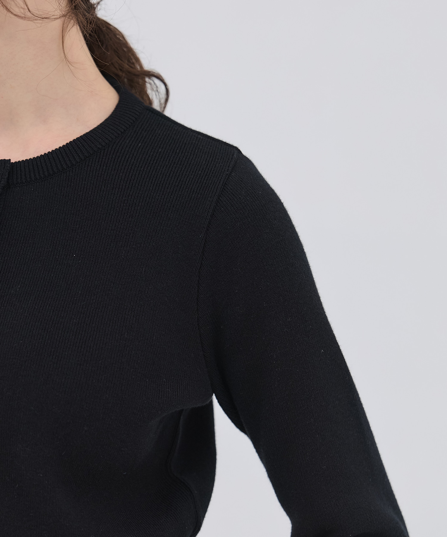 コットンシルククルーカーデ