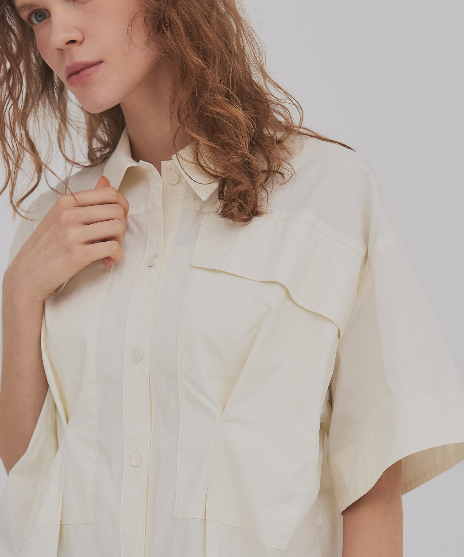 フラップタックハーフスリーブシャツ