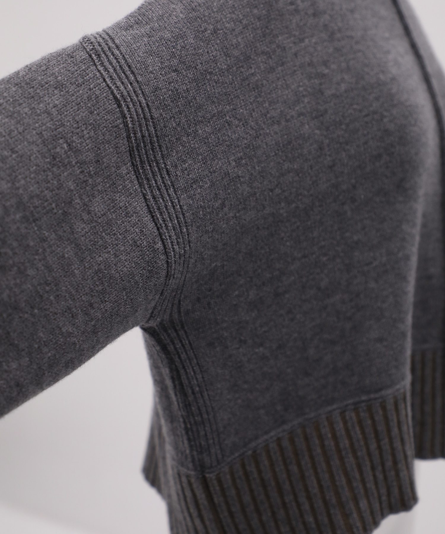 【WEB先行発売】エアウールショートニット