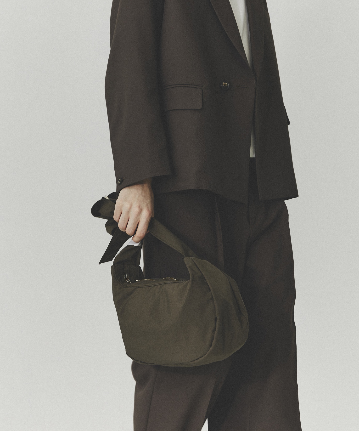 yorozu ダブルタスキボディバッグ