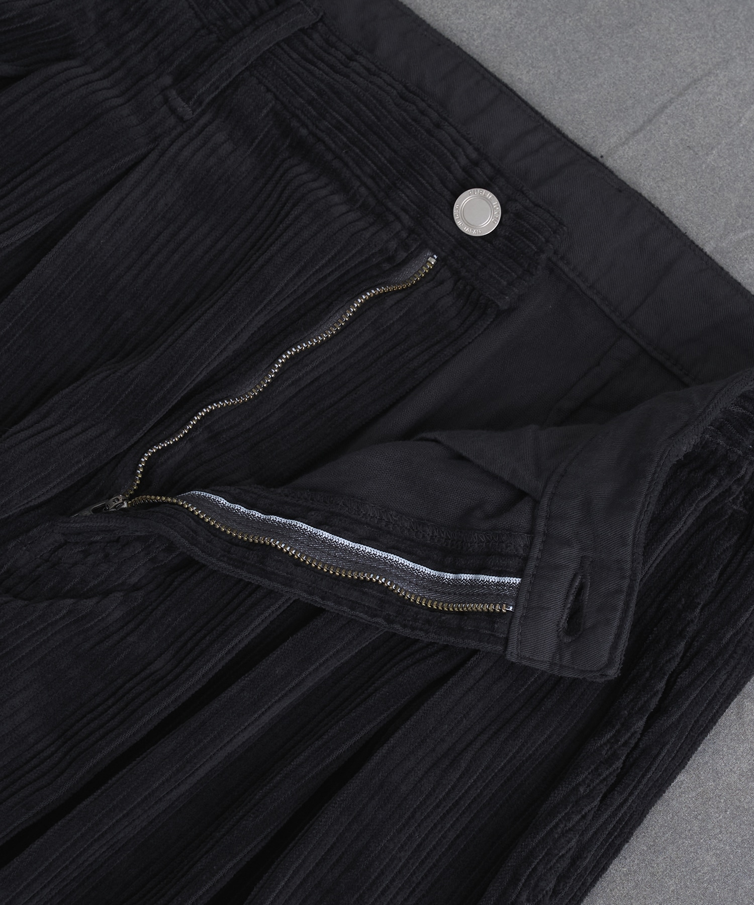 ガーメントダイコーデュロイバギー