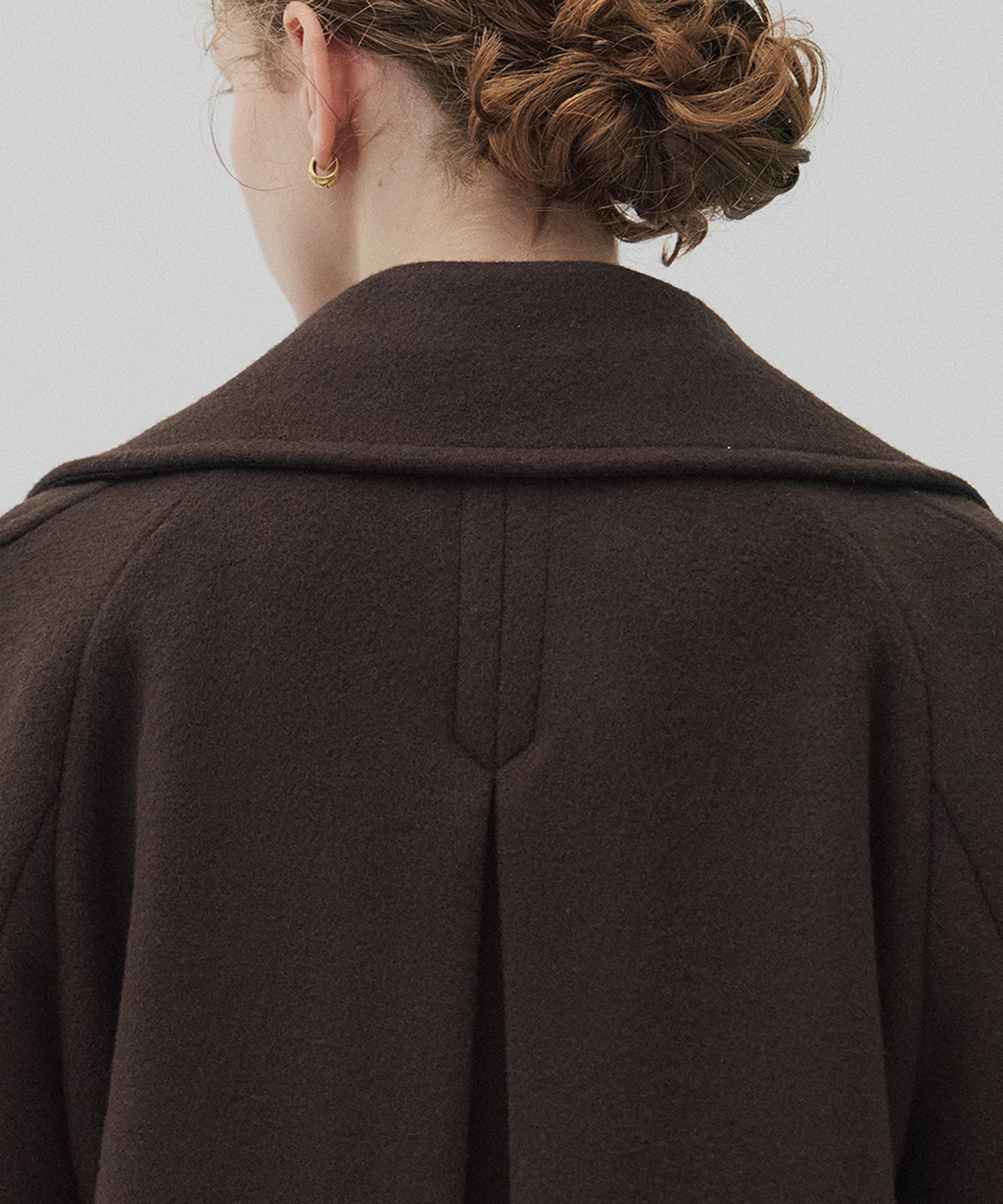 ワイドラペルコート