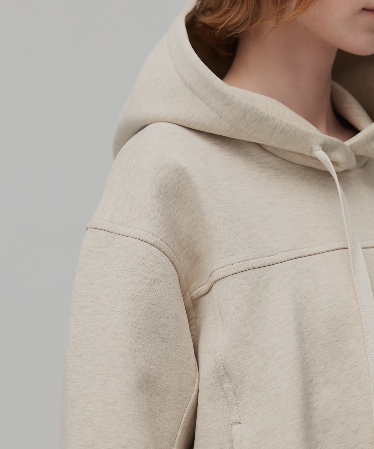 ダンボールバルーンフーディ