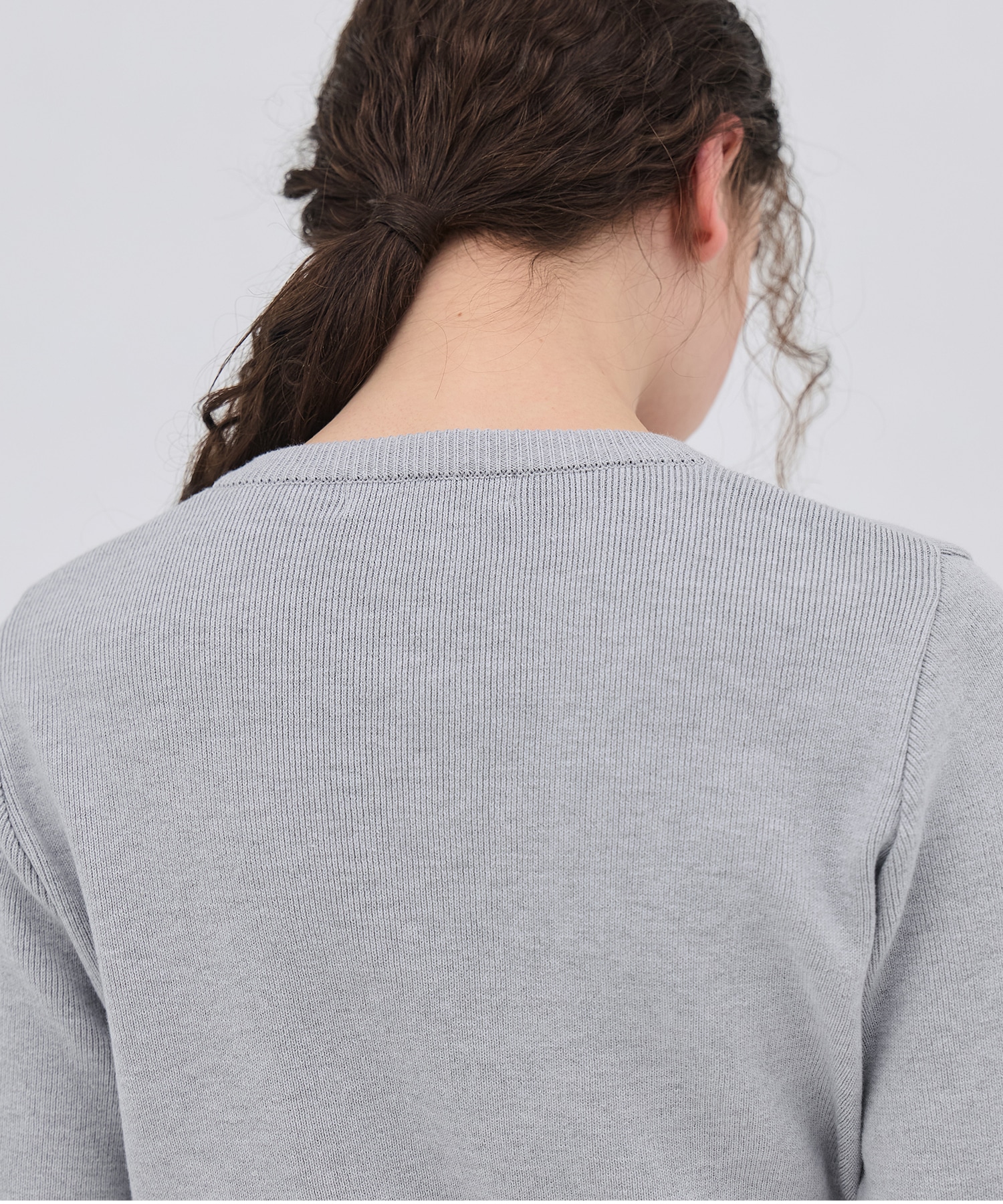 コットンシルククルーカーデ