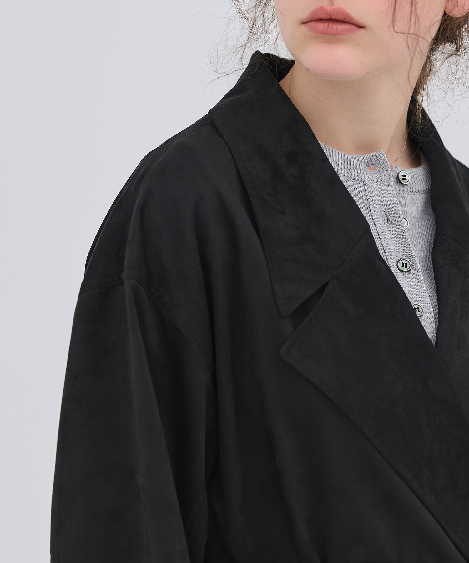 スエードトレンチコート