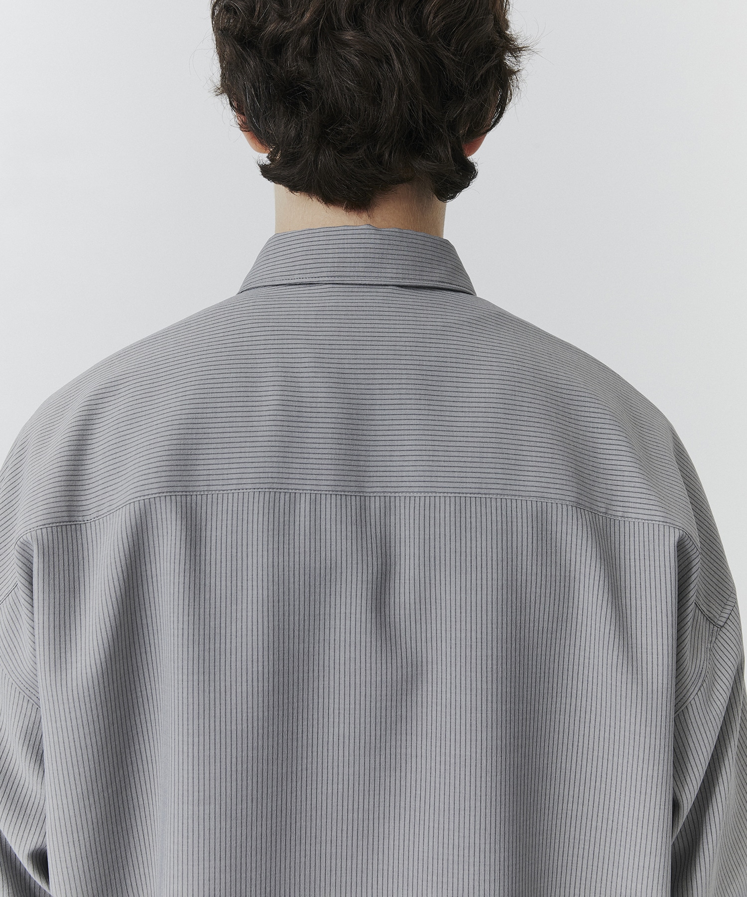 コンフォートリラックスレギュラーシャツ