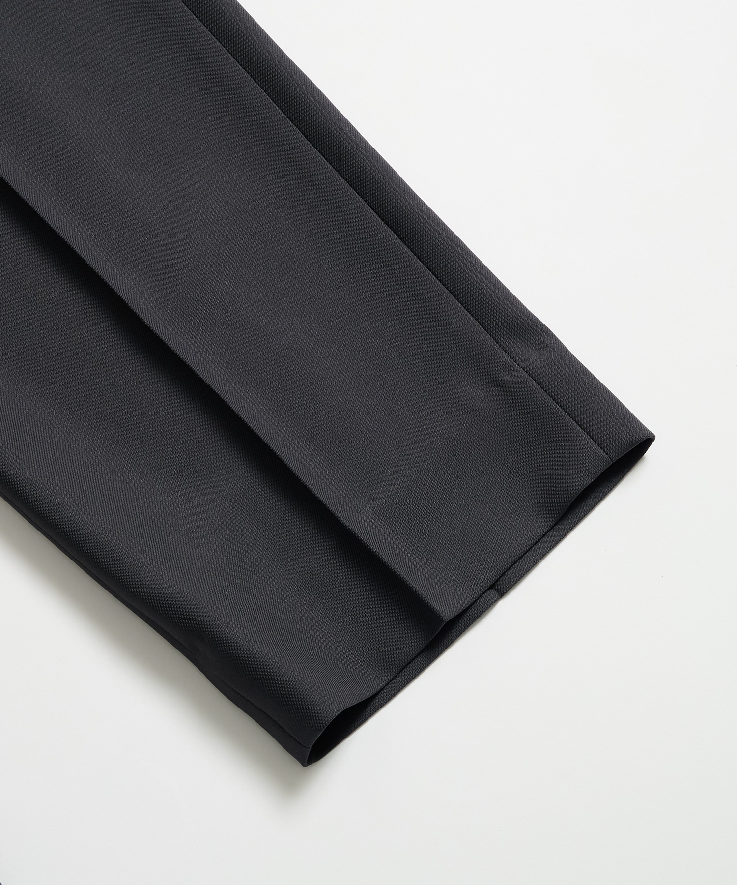 GRツイルエバークリーステーパードスラックス