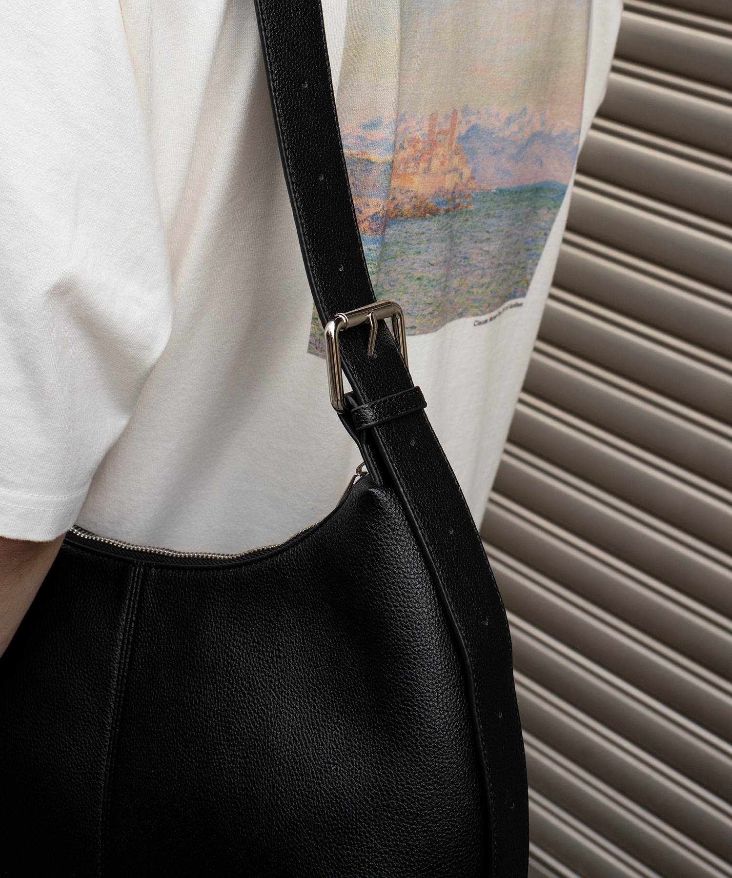 【WEB限定商品】レザースモールスリングバッグ