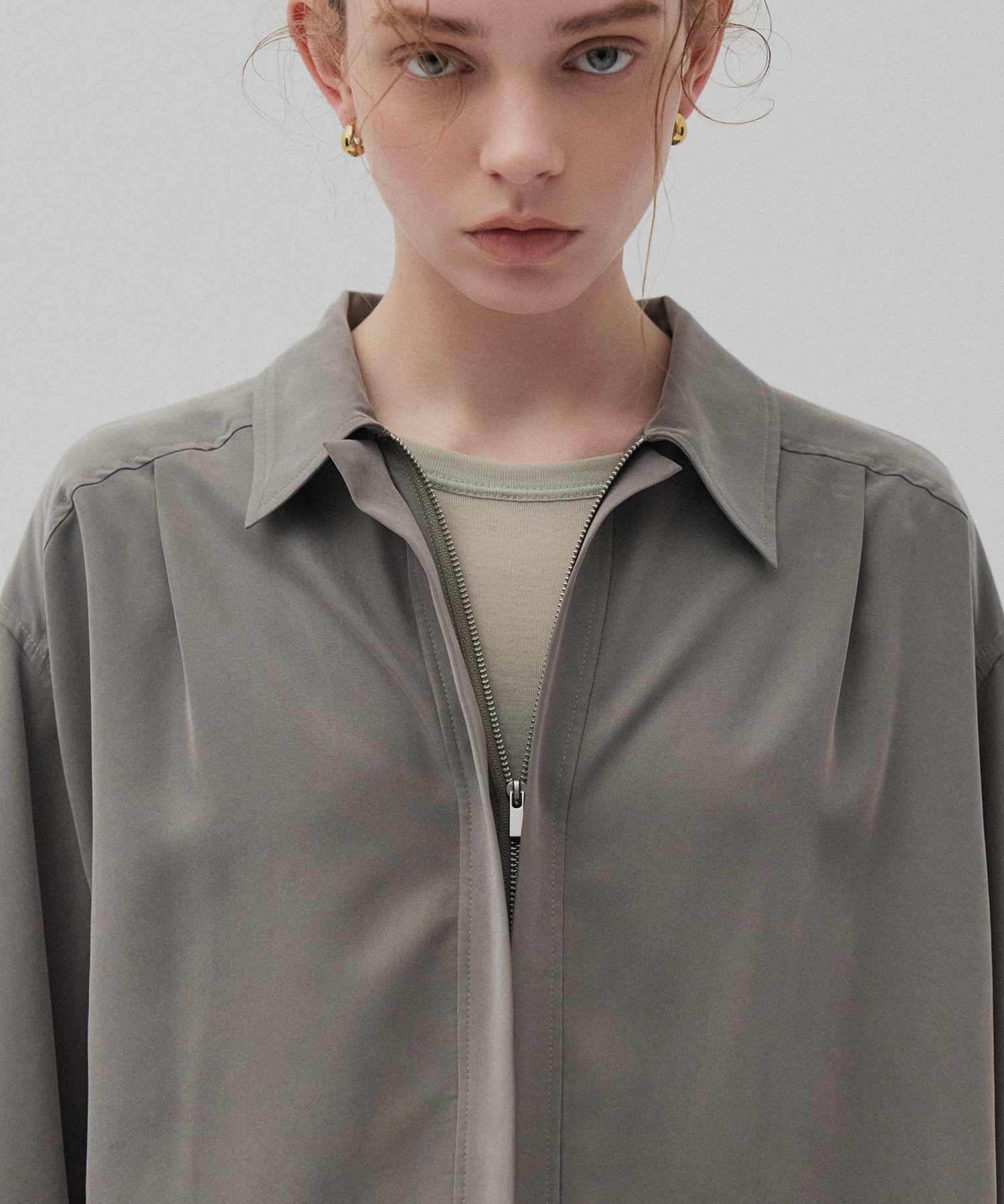 ジップアップオーバーシャツ