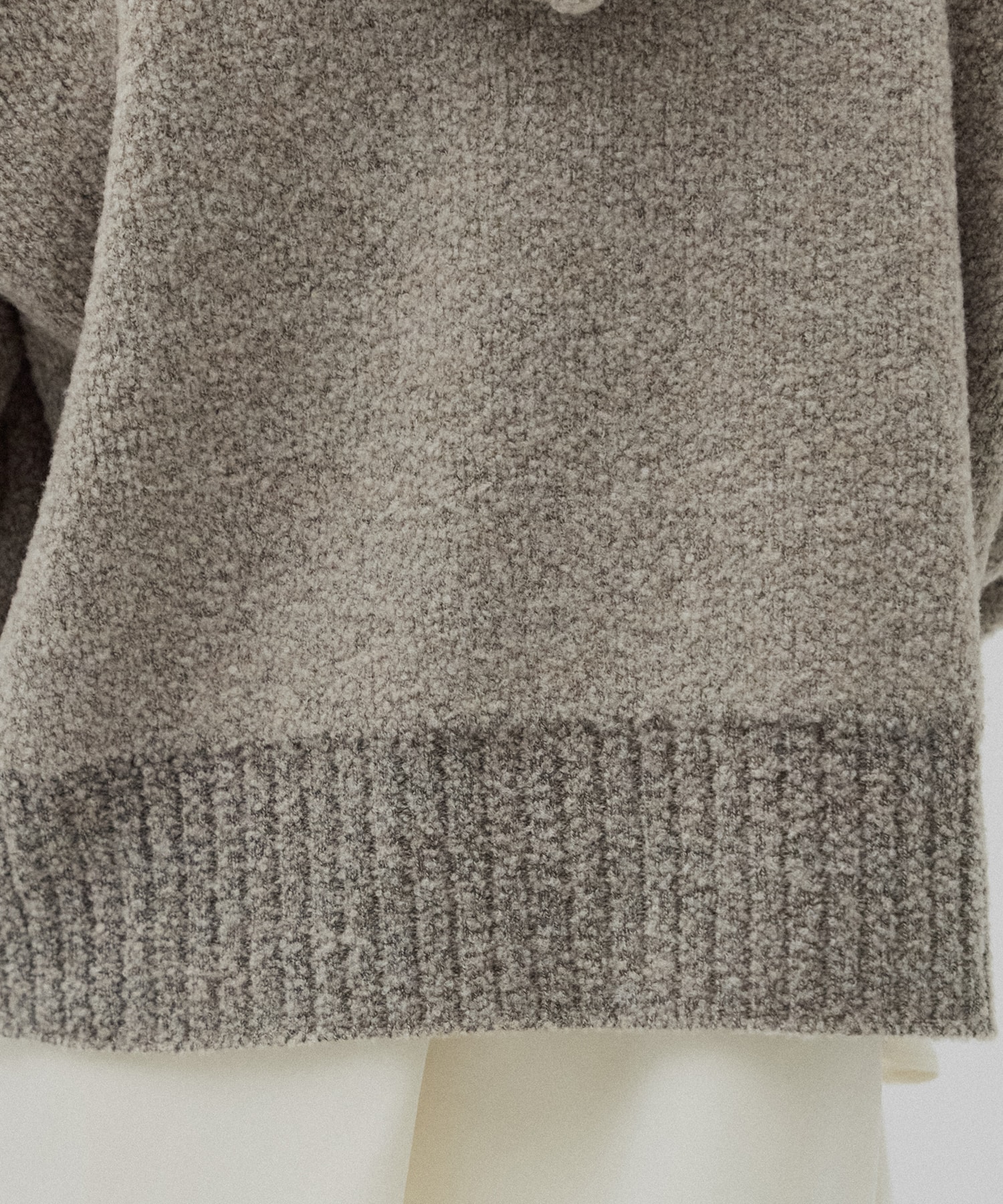 ルーズニットフーディ