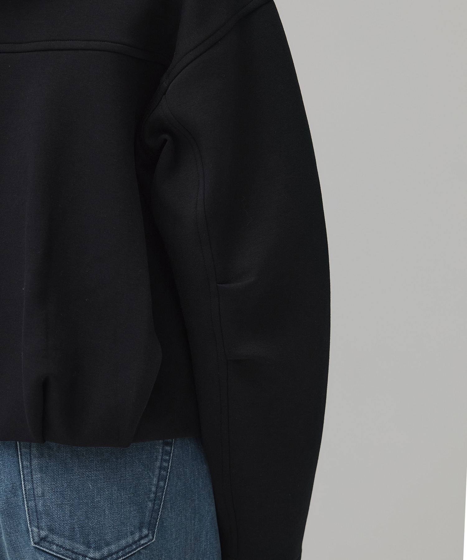 ダンボールバルーンフーディ