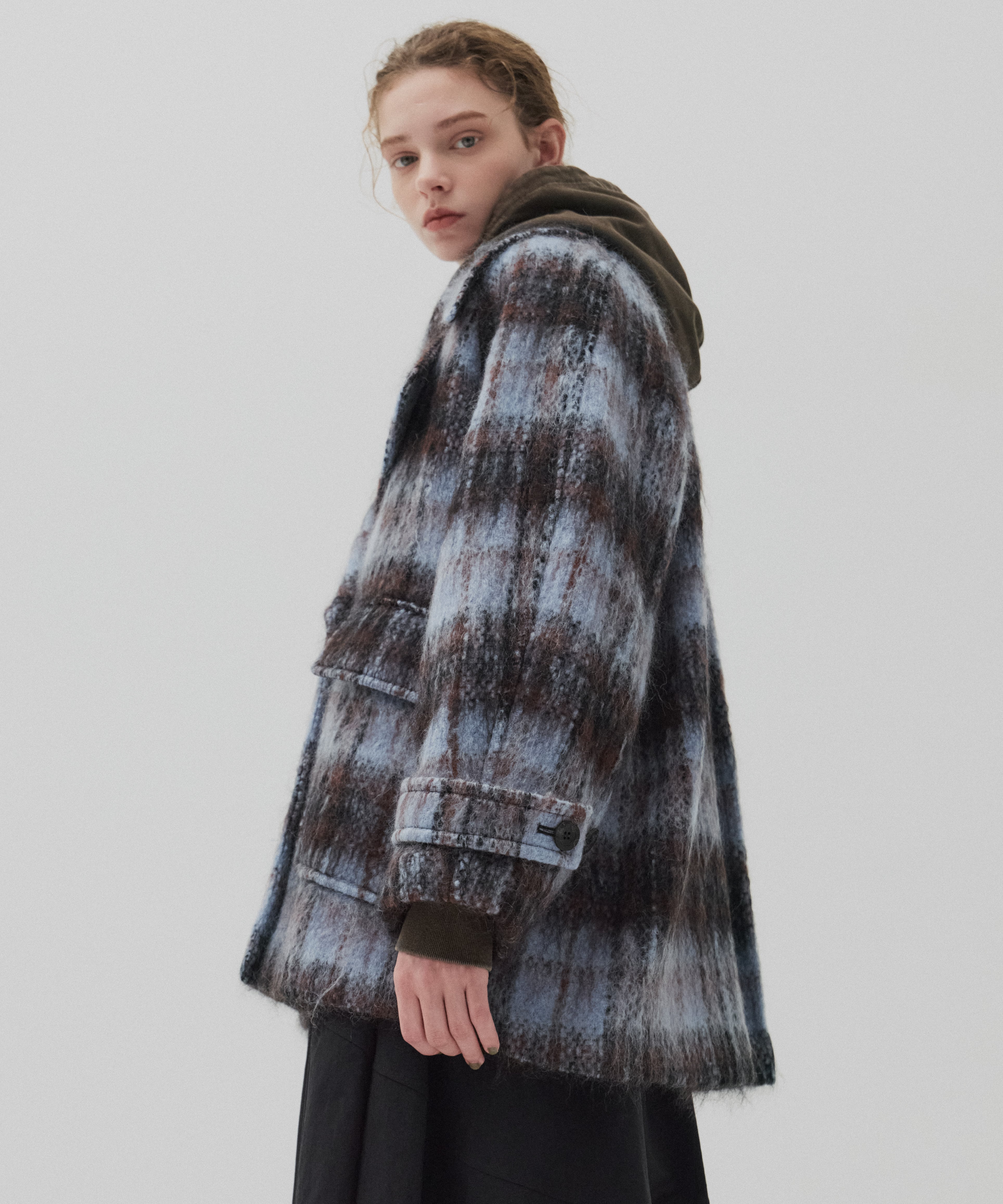 ワイドラペルチェックコート