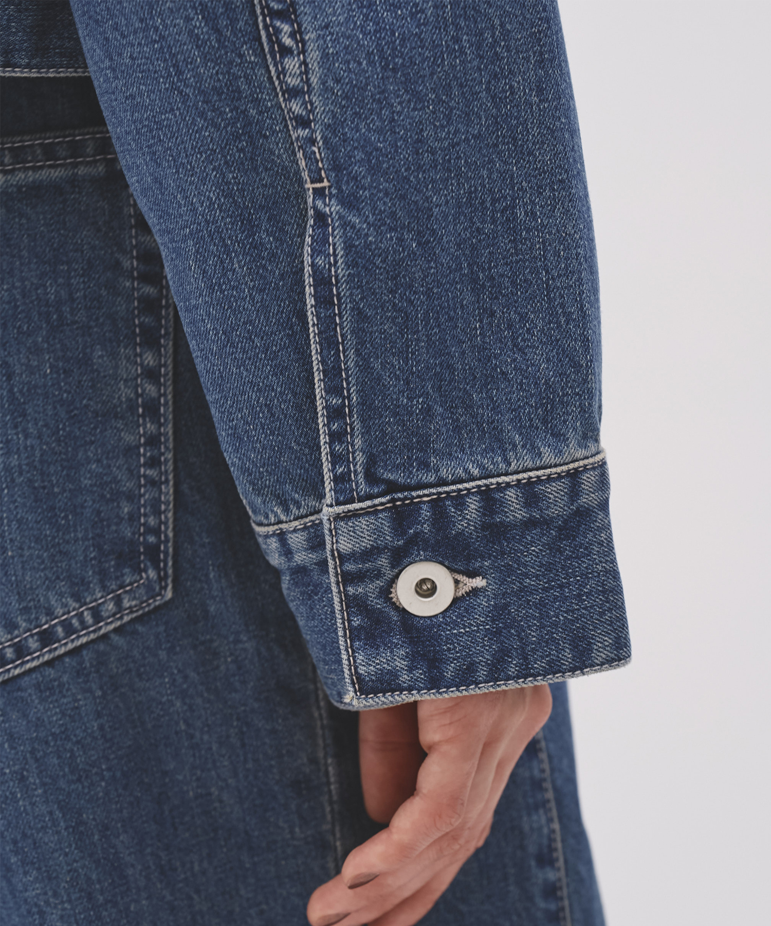 CROPPED DENIM JACKET