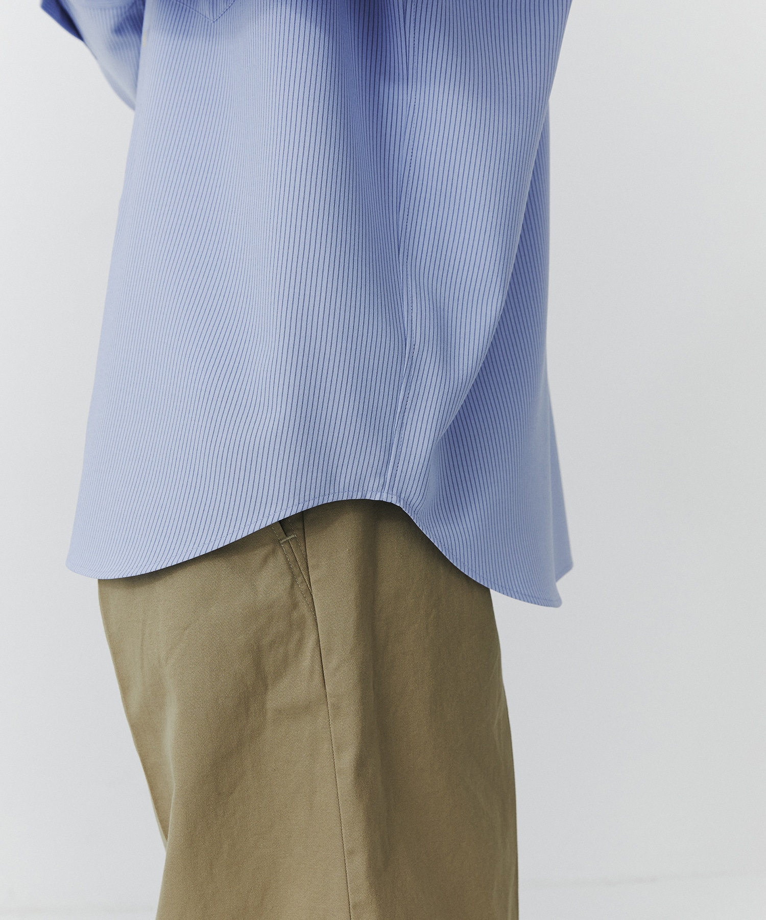 コンフォートリラックスレギュラーシャツ