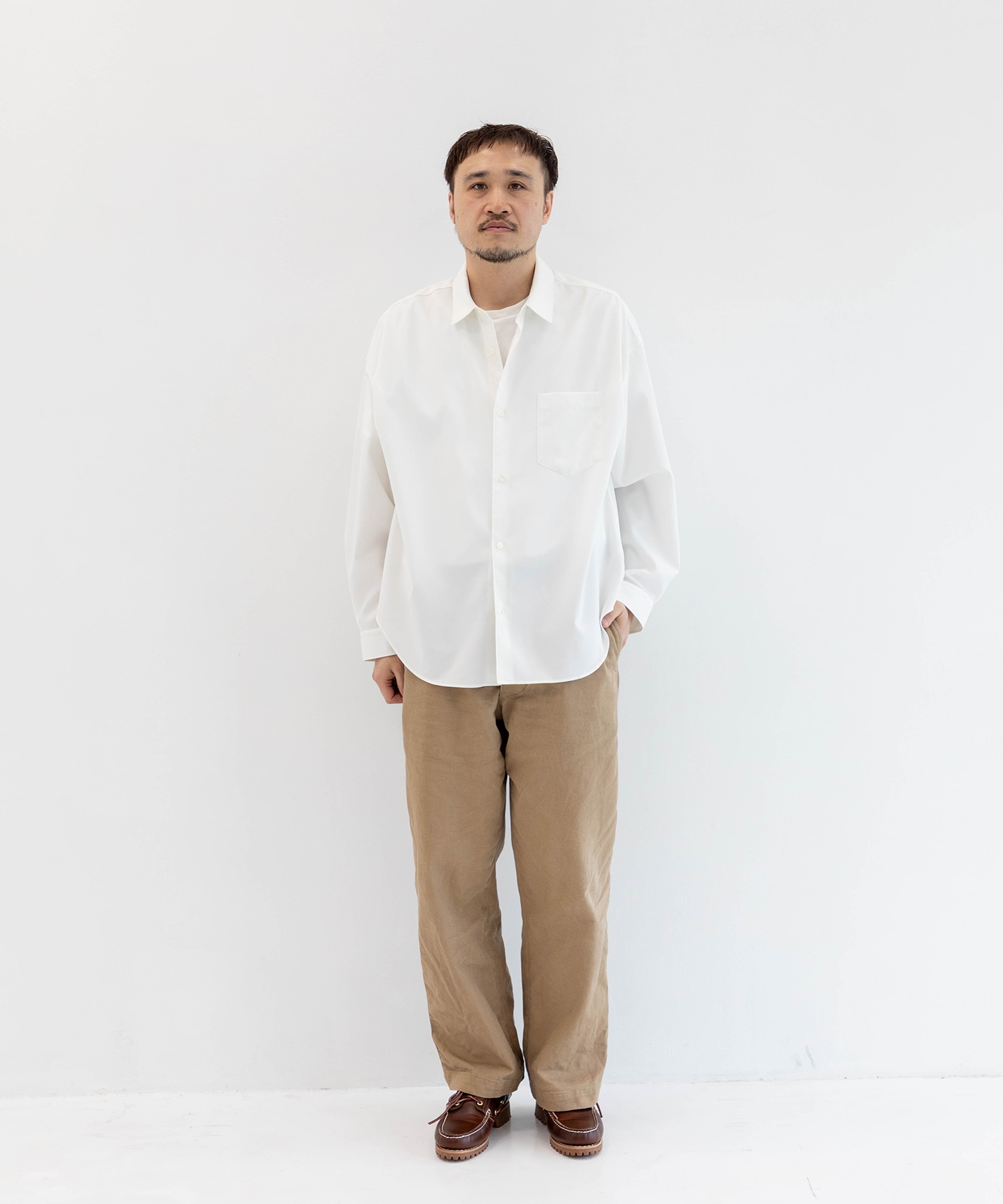 コンフォートリラックスレギュラーシャツ