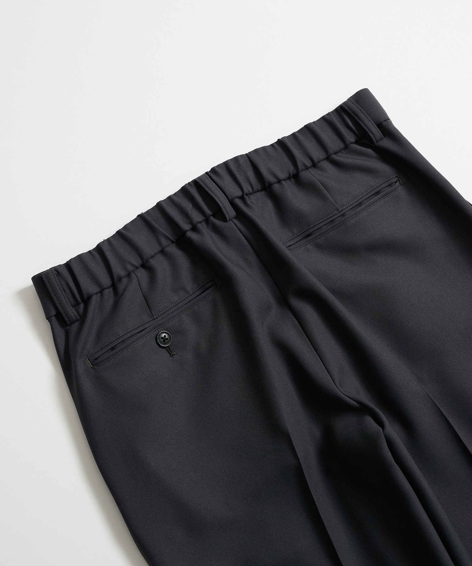 GRツイルエバークリーステーパードスラックス