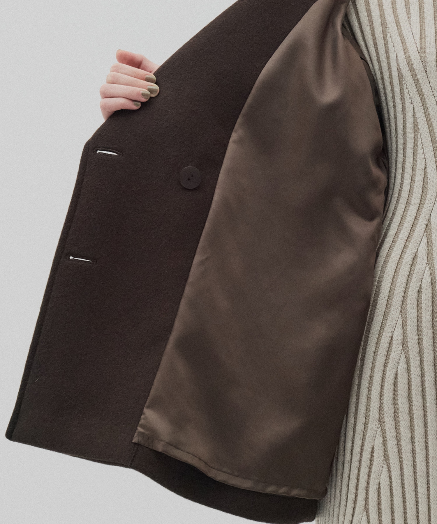 ワイドラペルコート