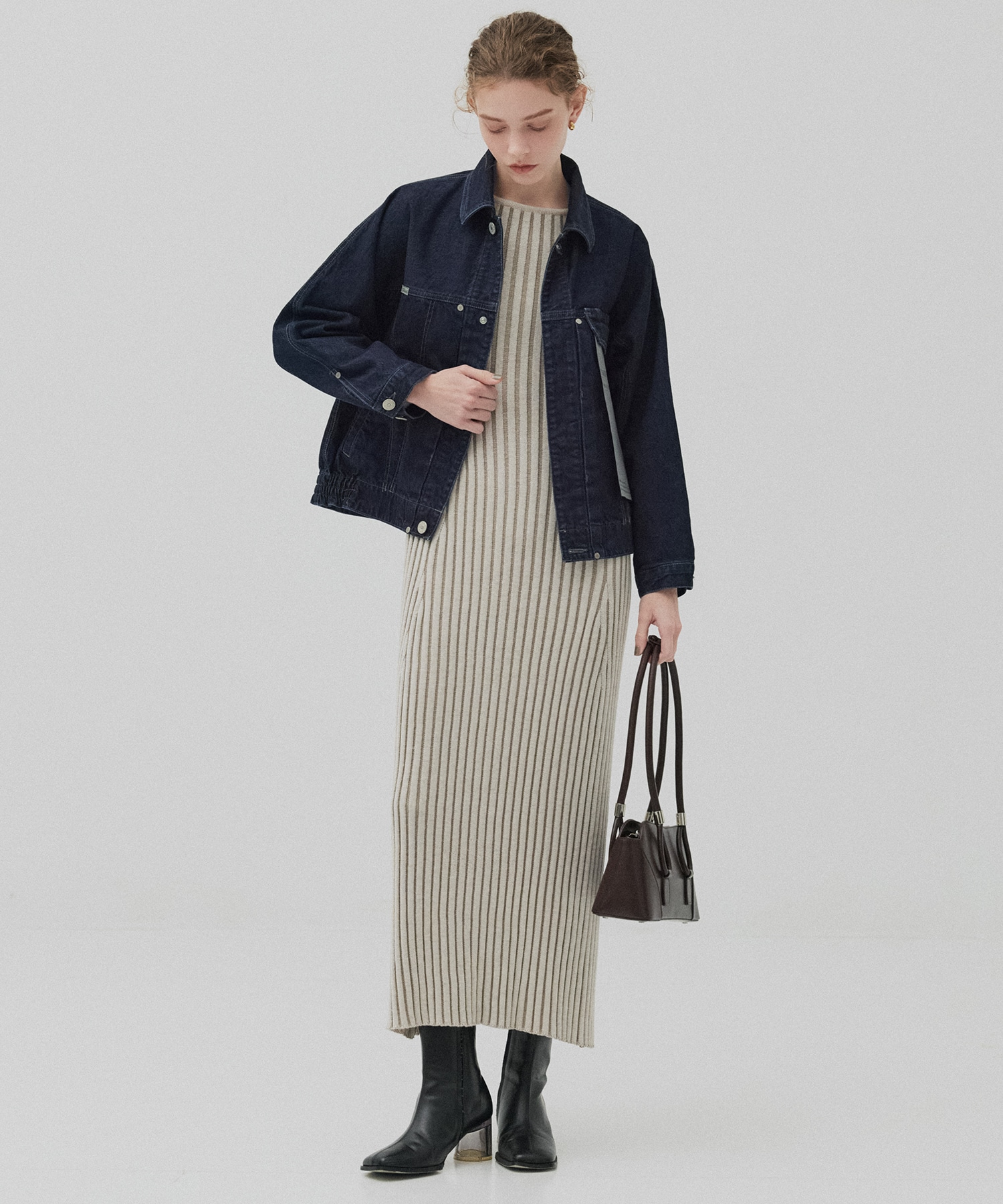 〈残りわずか〉フレアリブニットワンピース