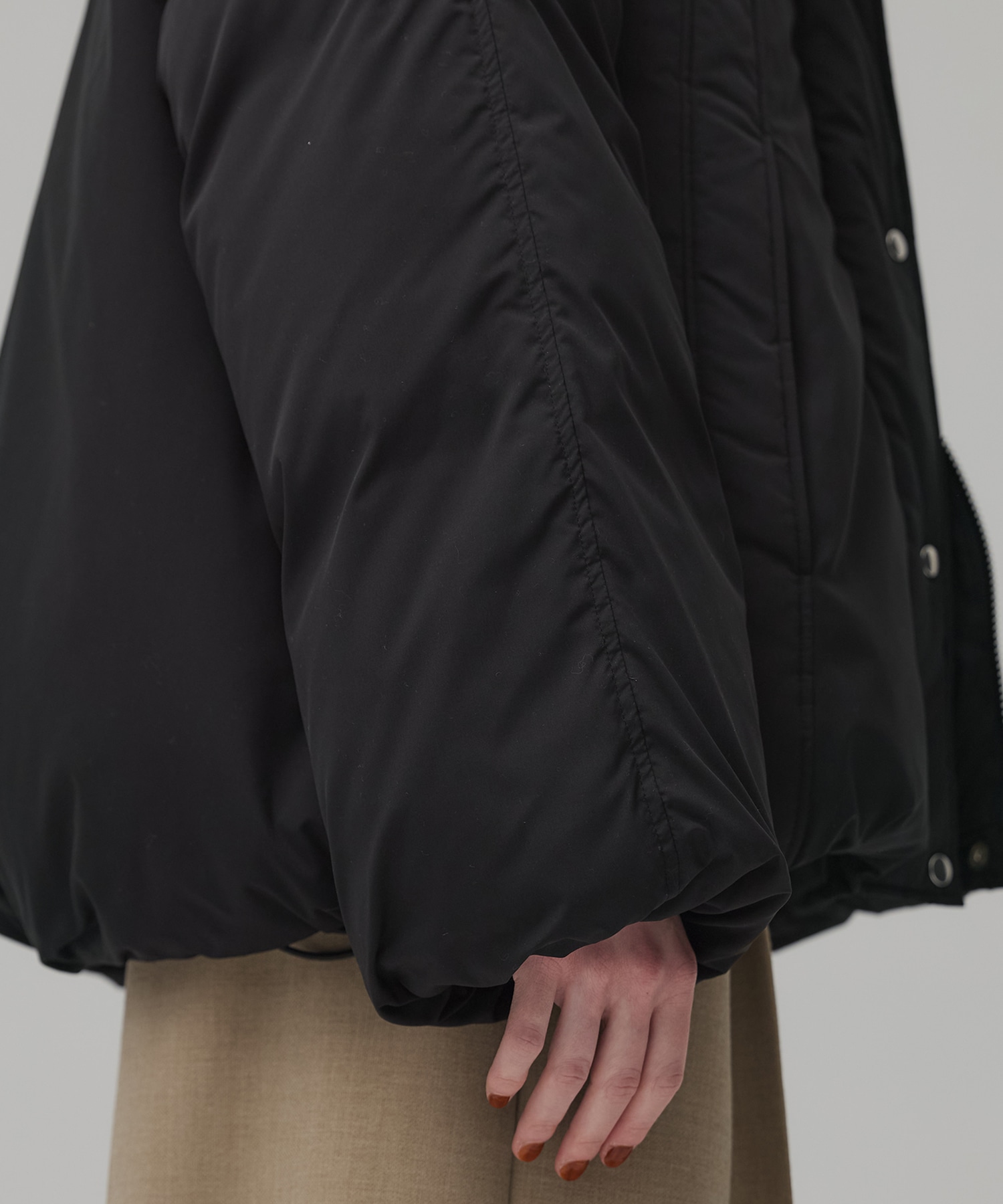 スタンドモンスターダウンコート