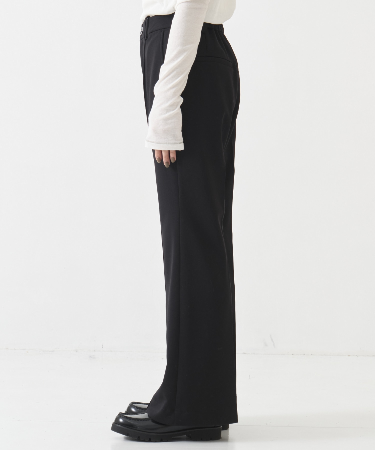 ストレッチハイライズフレアパンツ