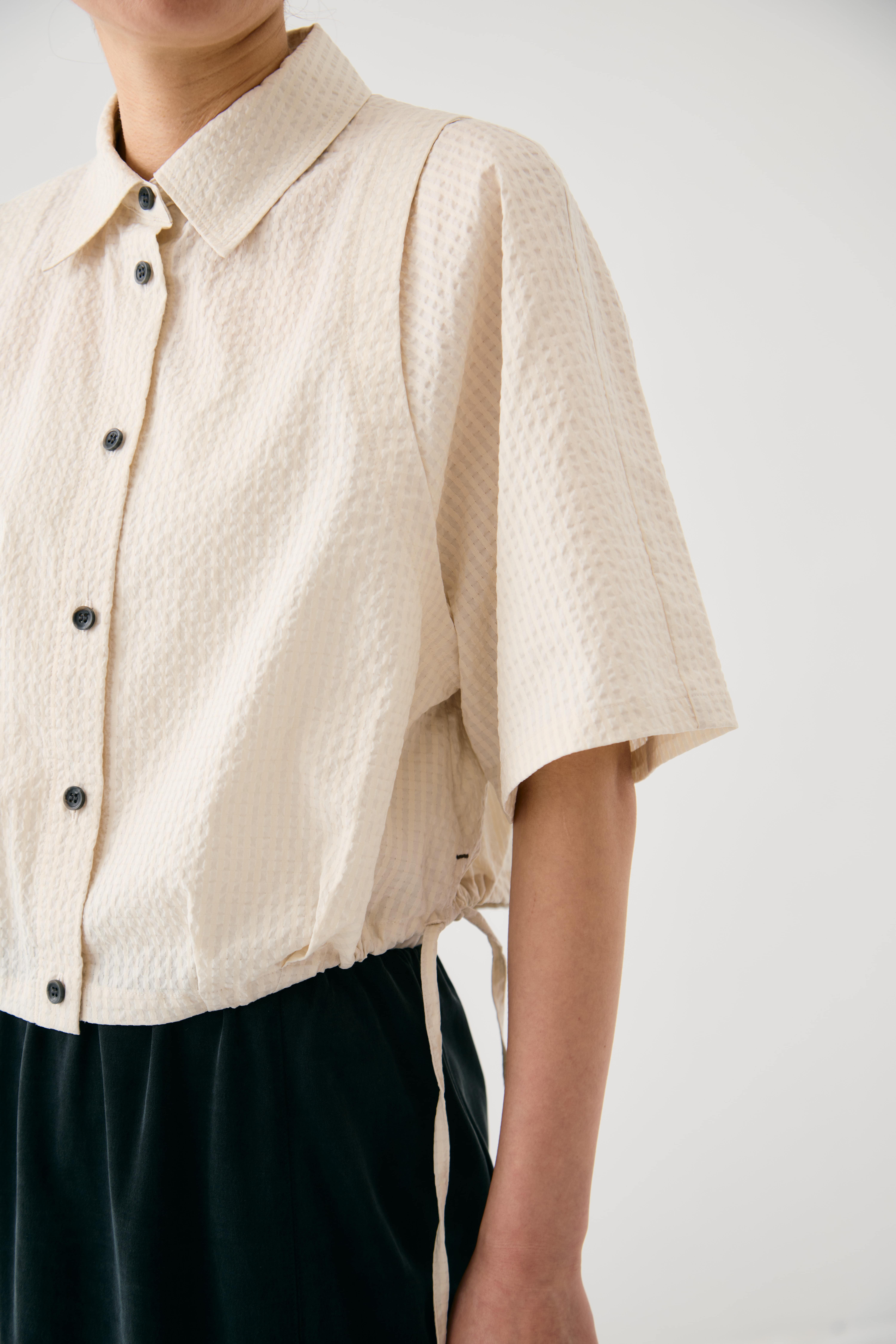 エアサッカードロストシャツ