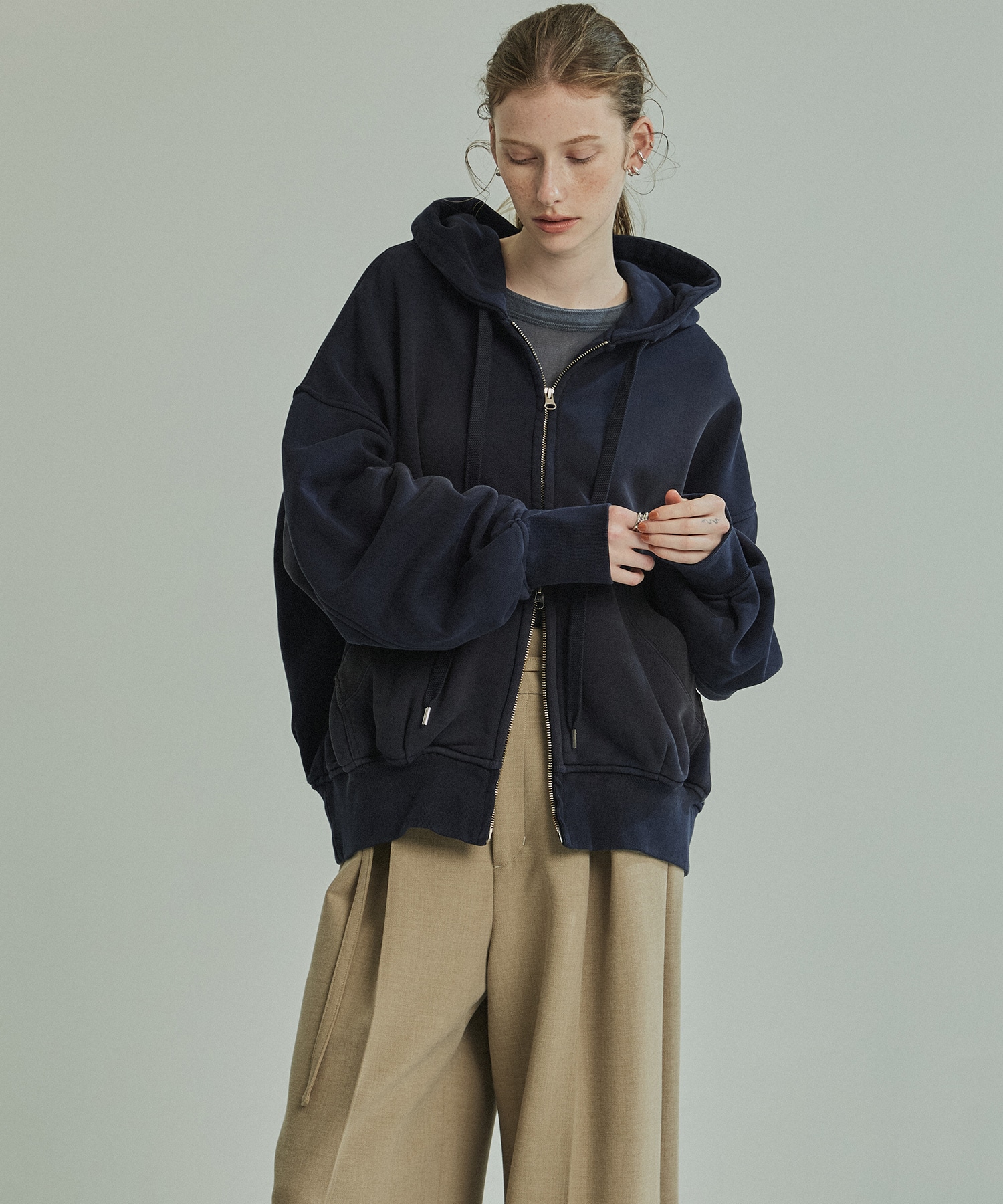 シャーリングベロアチュールスリットTOP