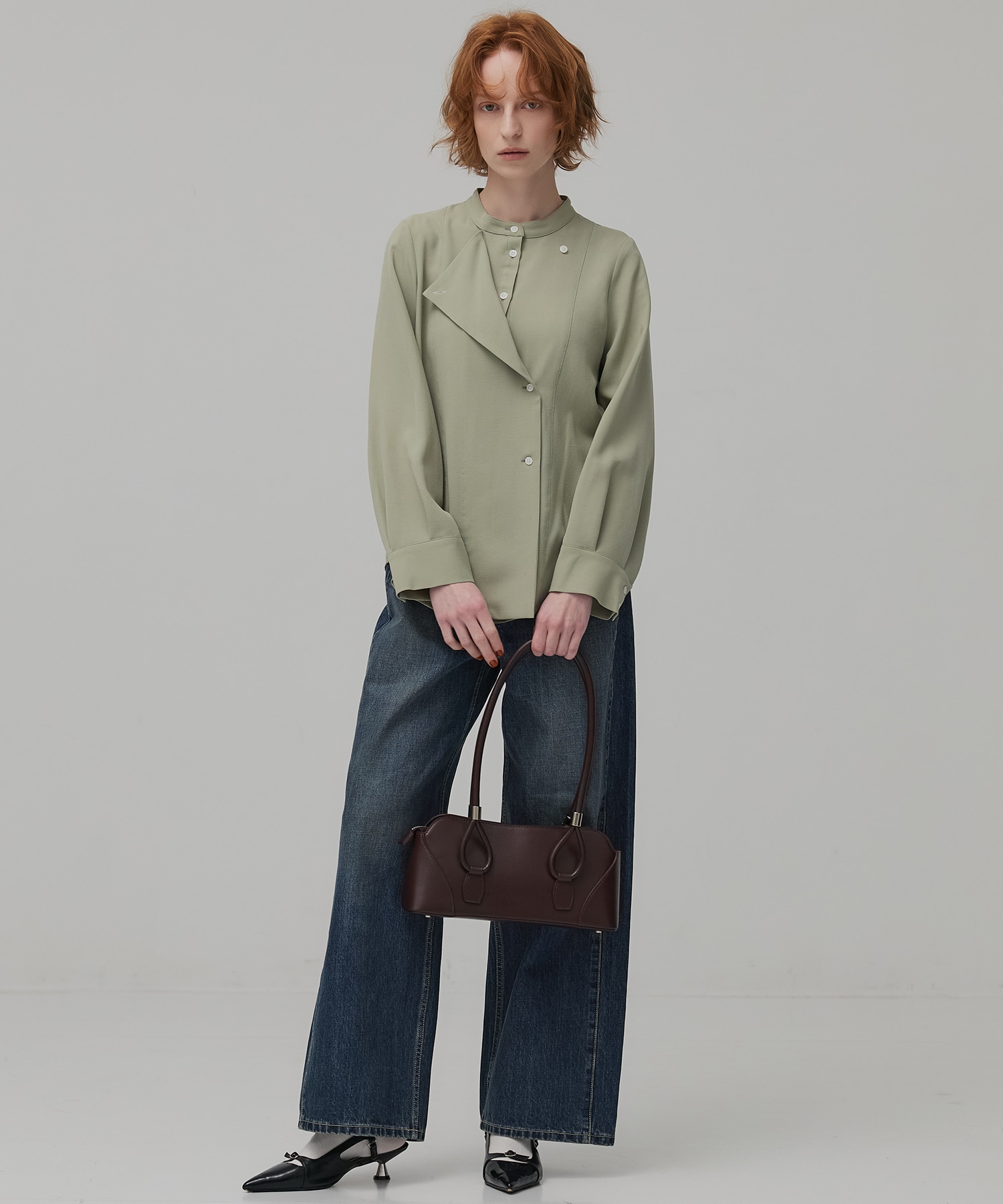 ラインストレートデニム