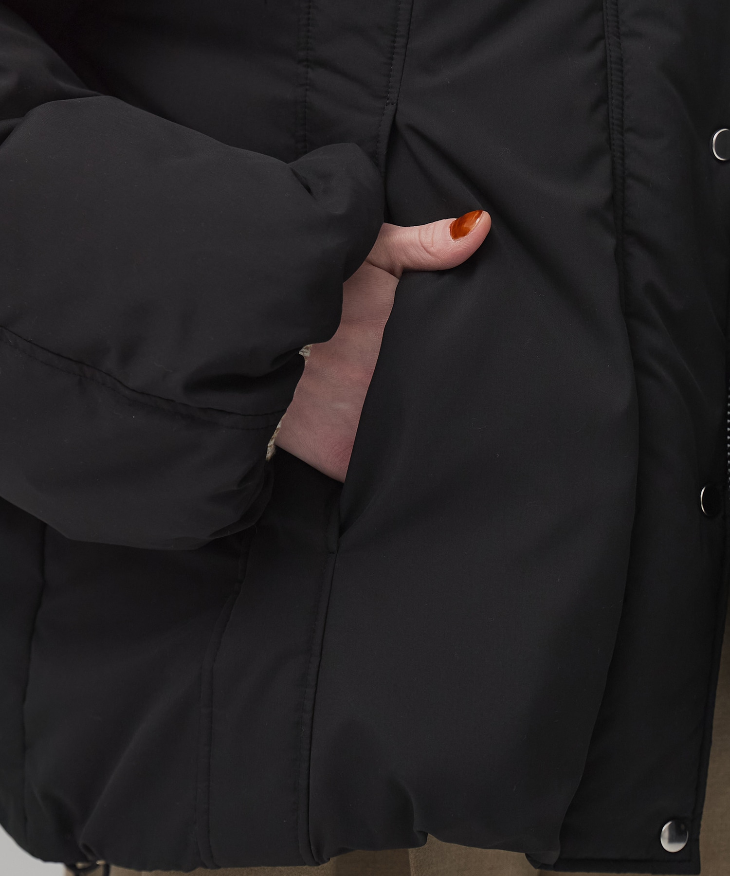 スタンドモンスターダウンコート