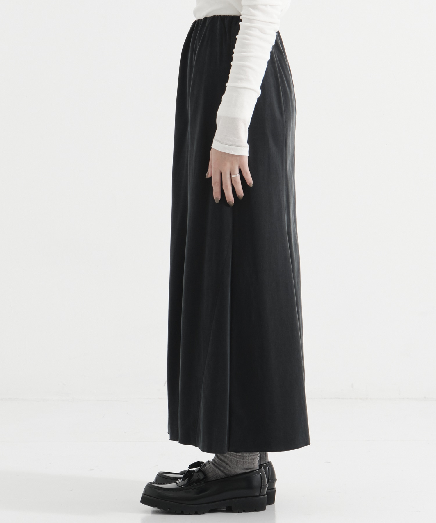 フィブリルナローフレアスカート