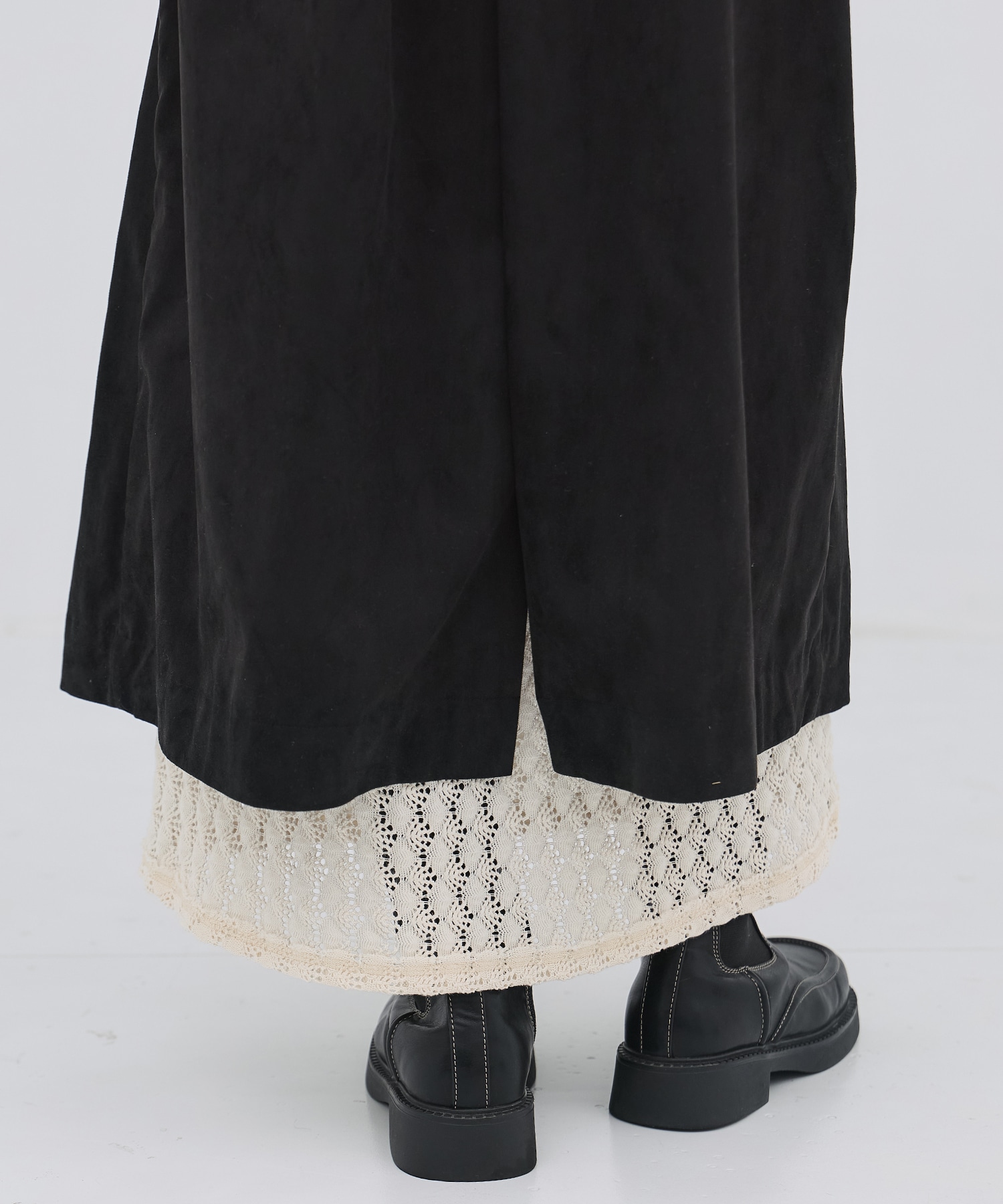 スエードトレンチコート