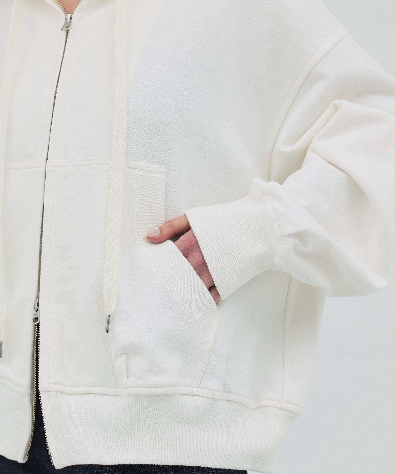 極 オーバーサイズバルーンフーディ