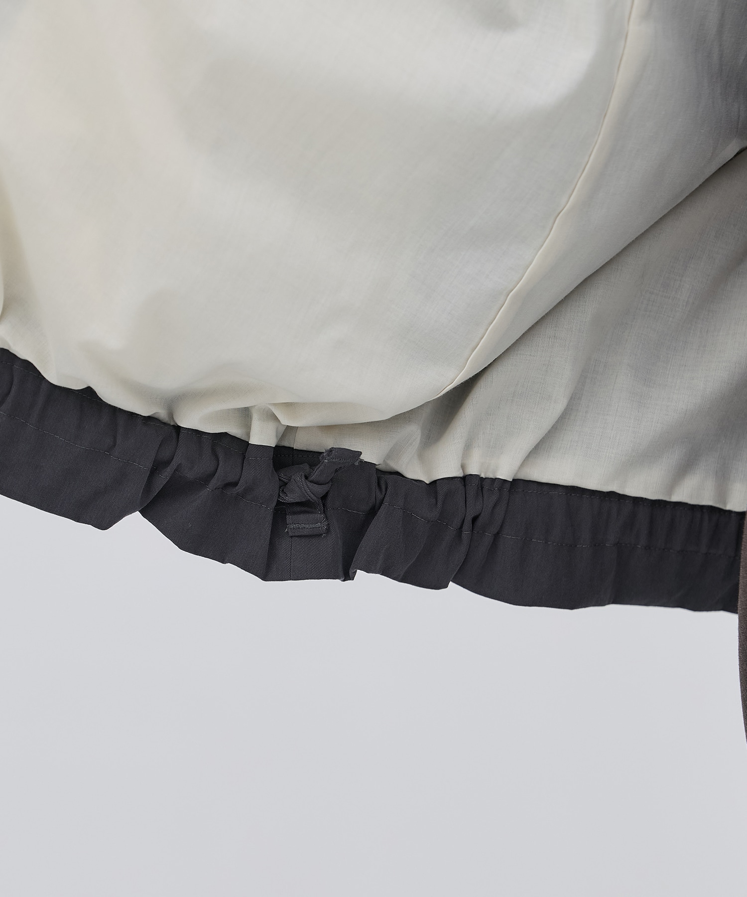 ファンネルネックショートトレンチコート