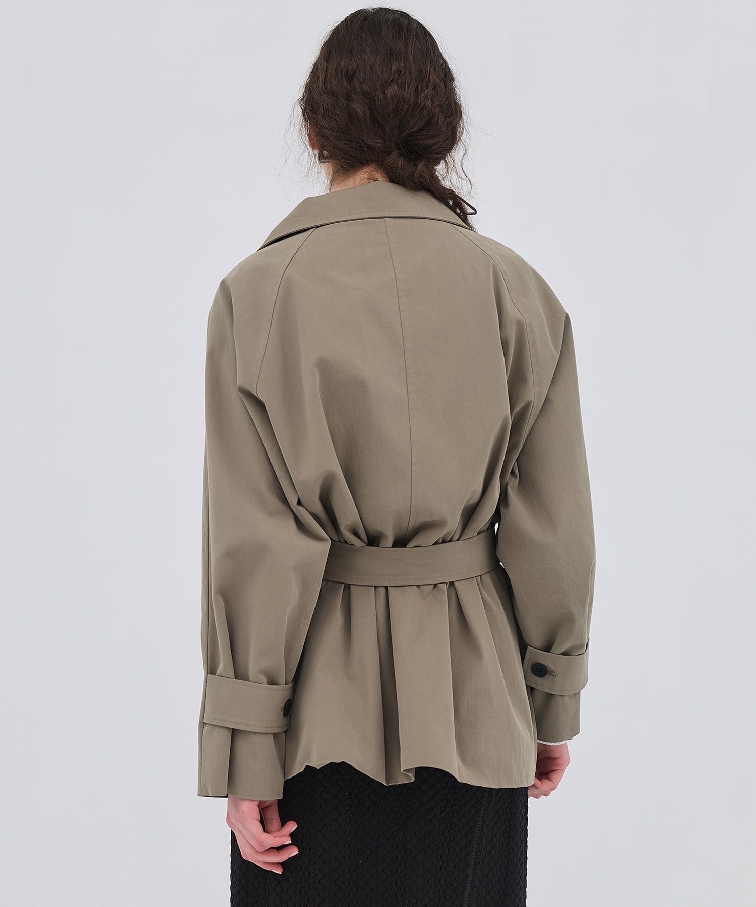 ファンネルネックショートトレンチコート