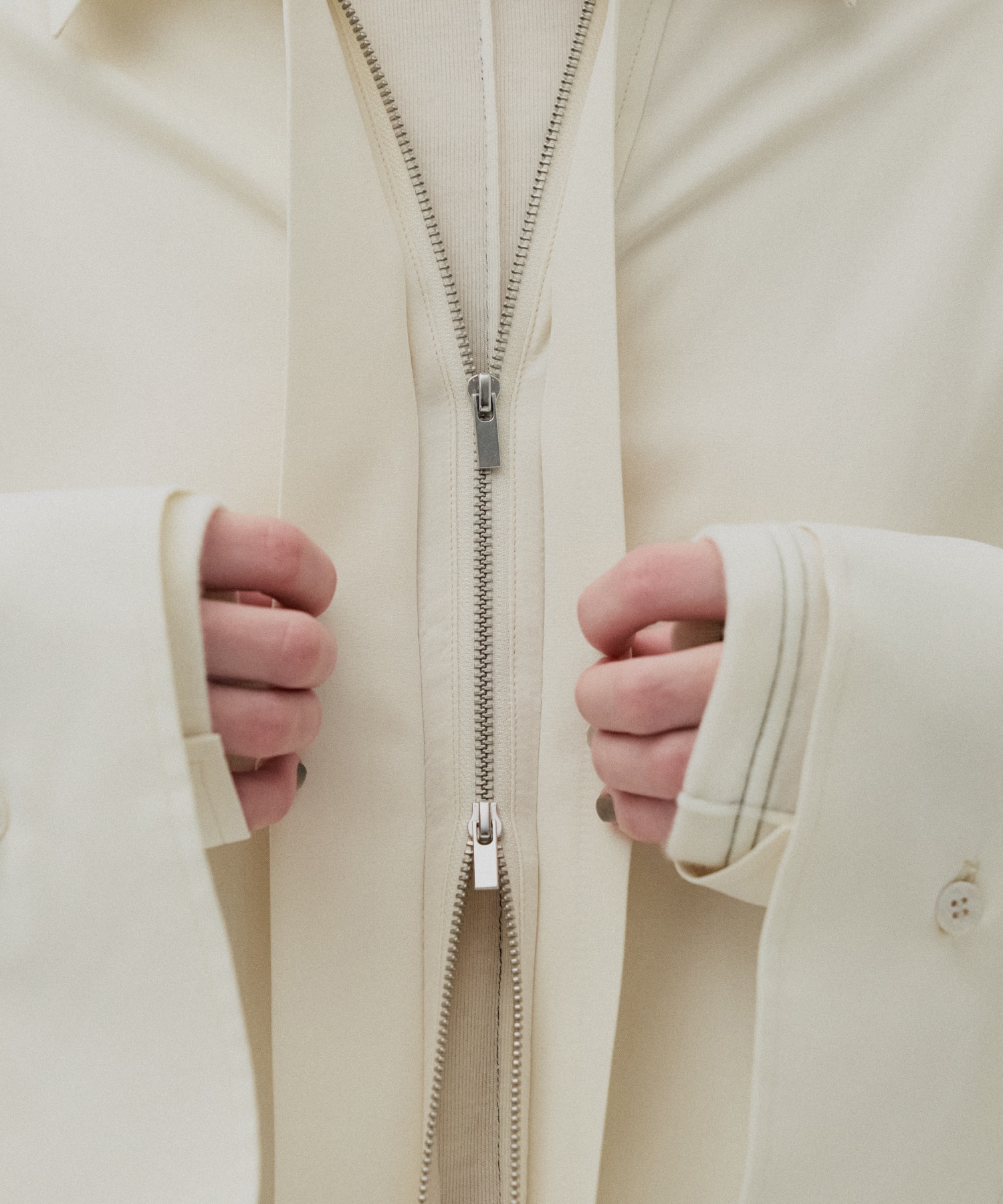 ジップアップオーバーシャツ