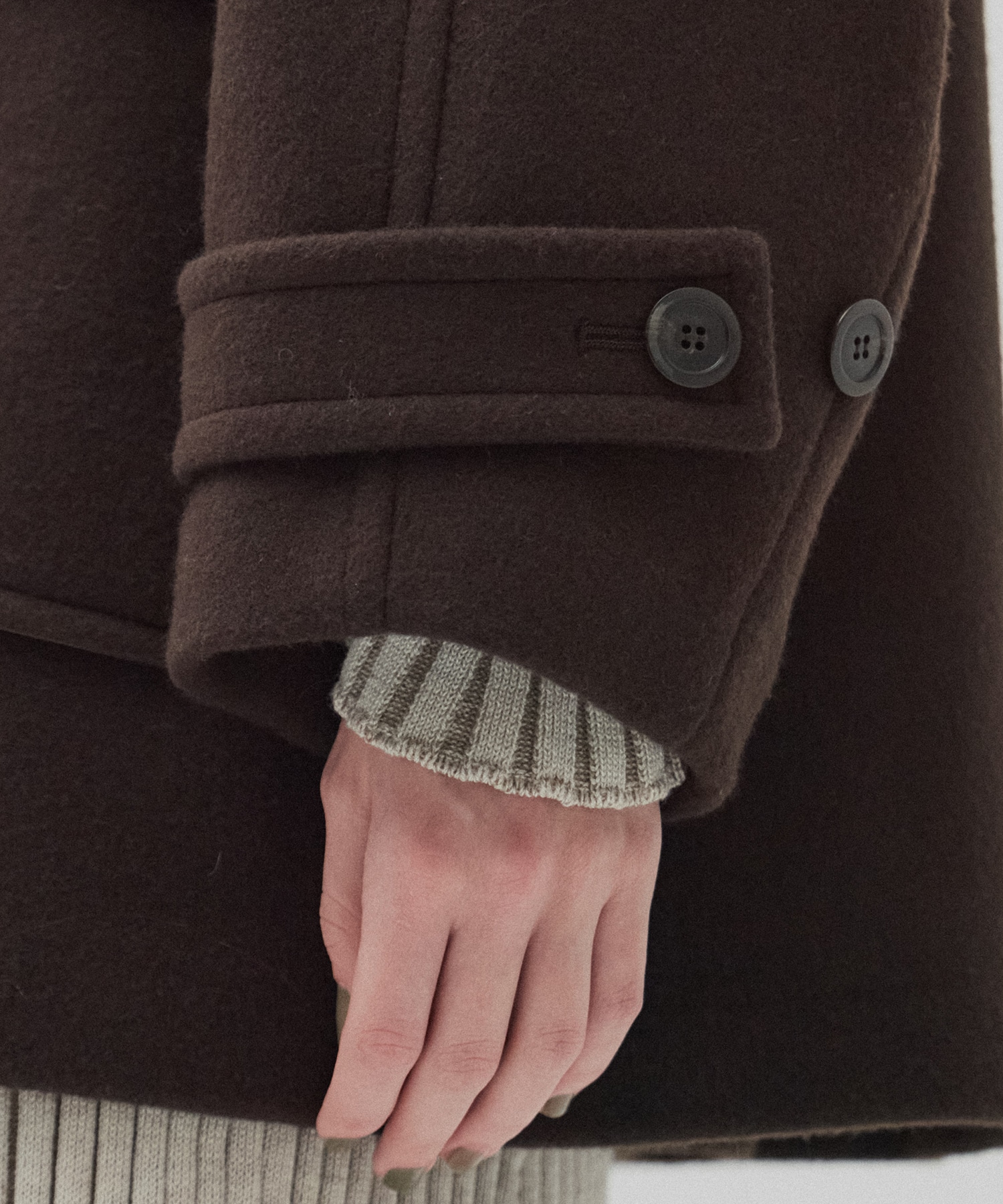 ワイドラペルコート