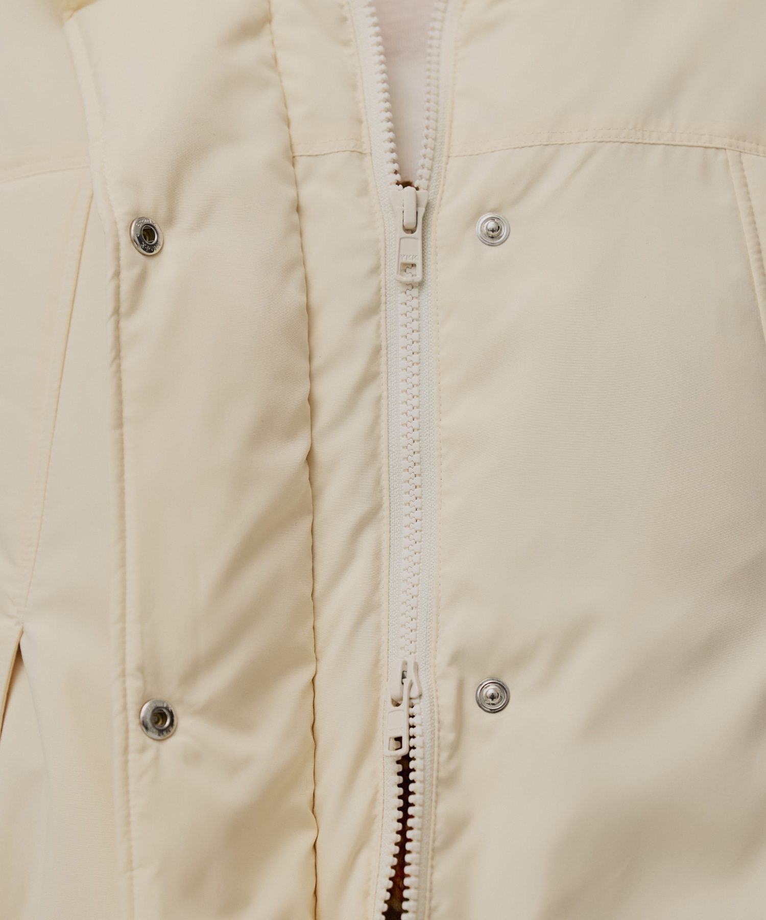 スタンドモンスターダウンコート