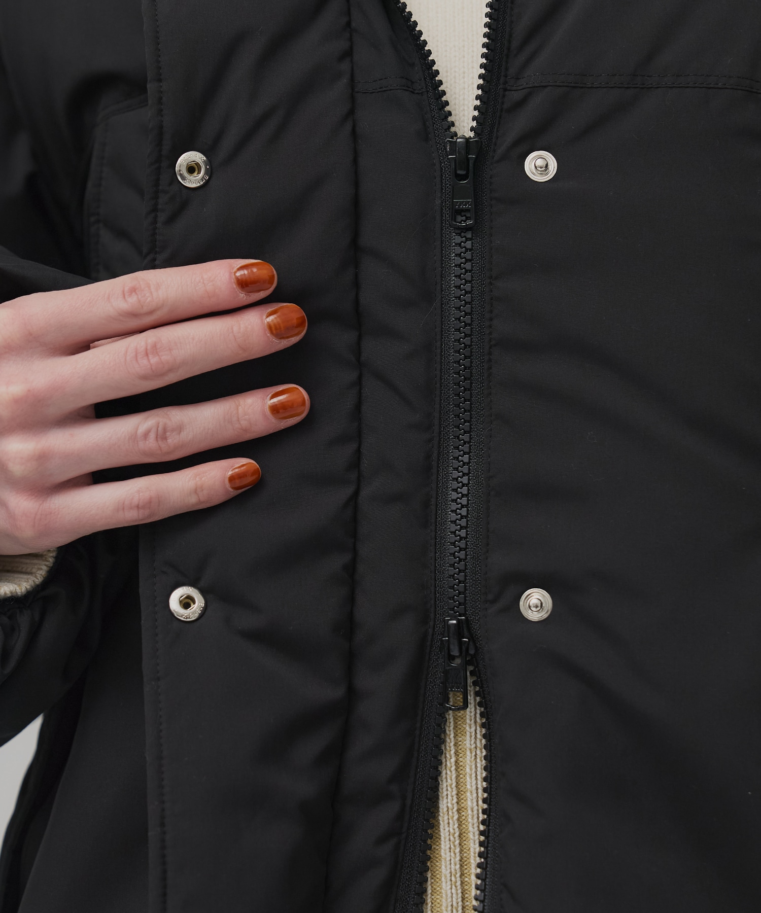 スタンドモンスターダウンコート