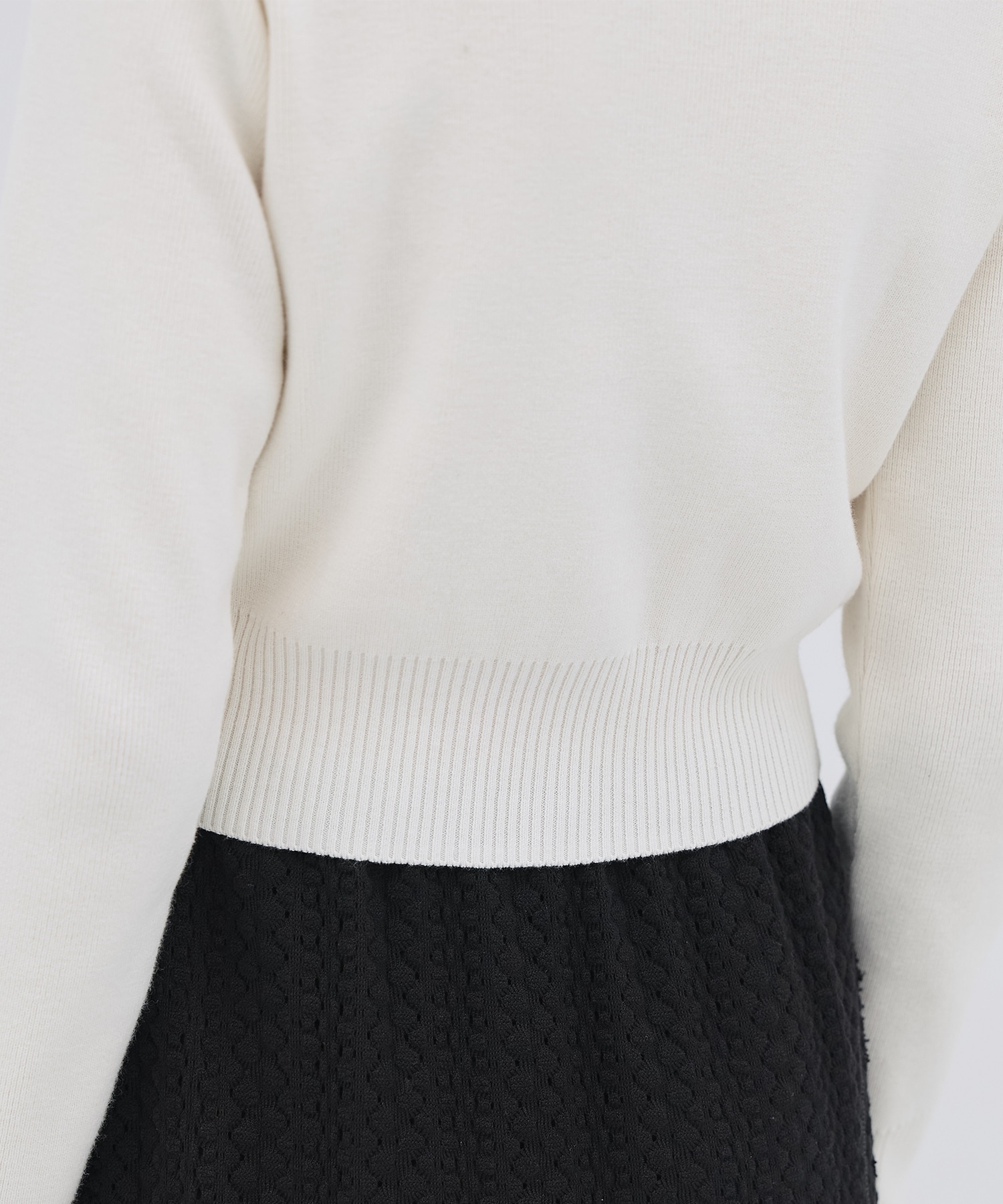 コットンシルククルーカーデ