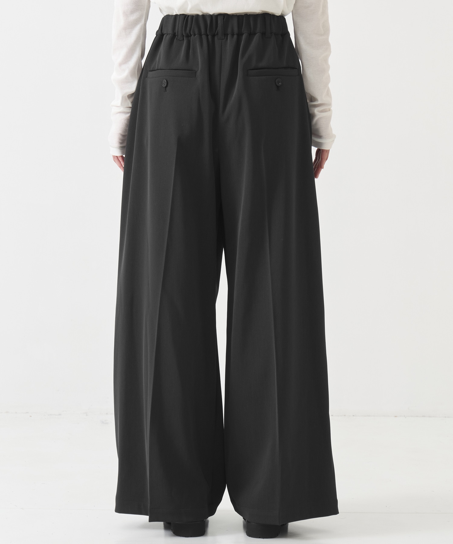 シルキーツイルアシメタックパンツ