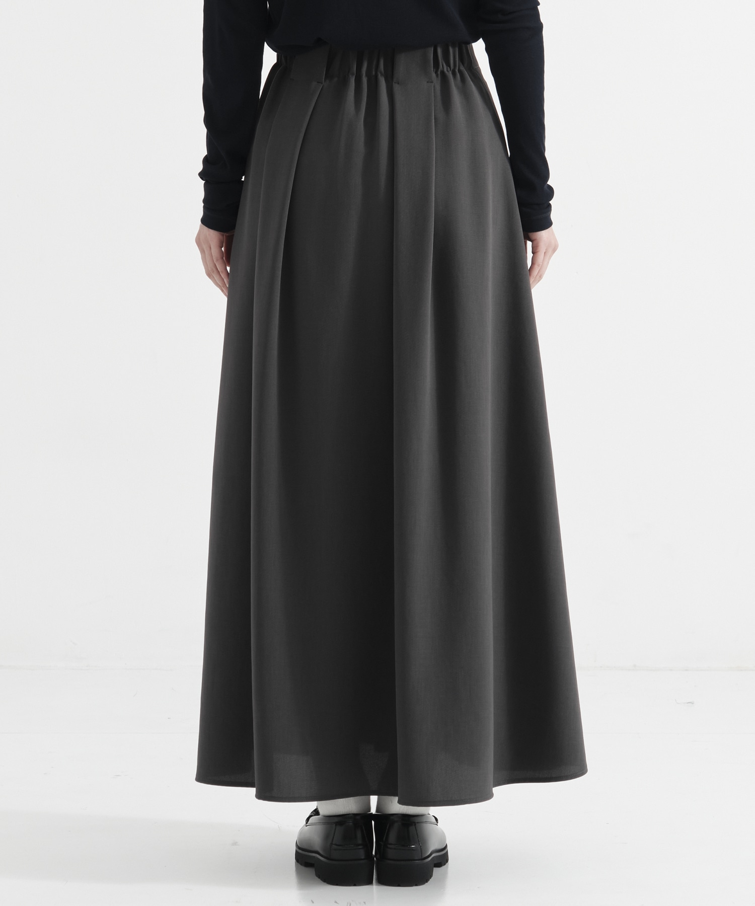 フロートタックフレアスカート