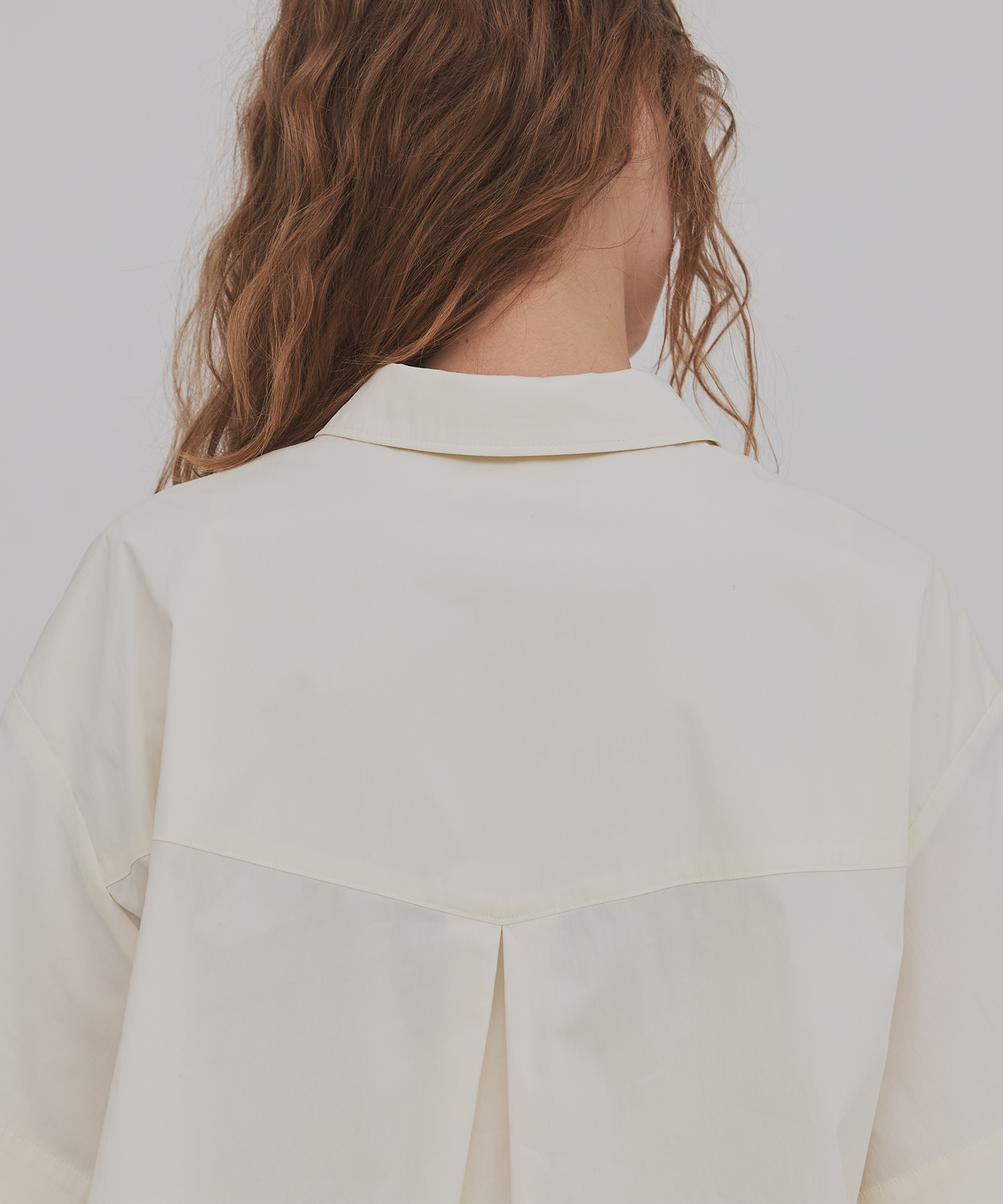 フラップタックハーフスリーブシャツ