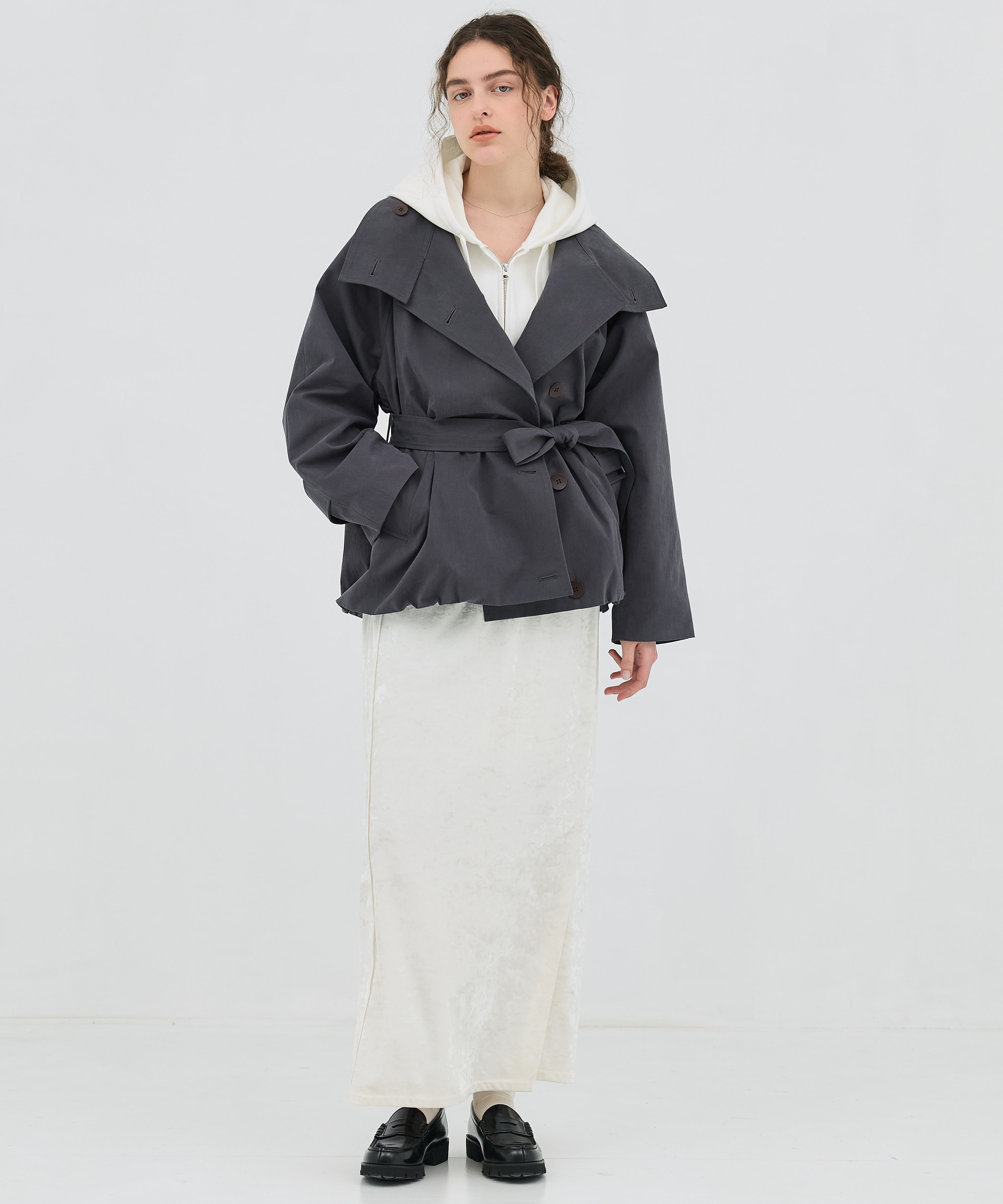 ファンネルネックショートトレンチコート