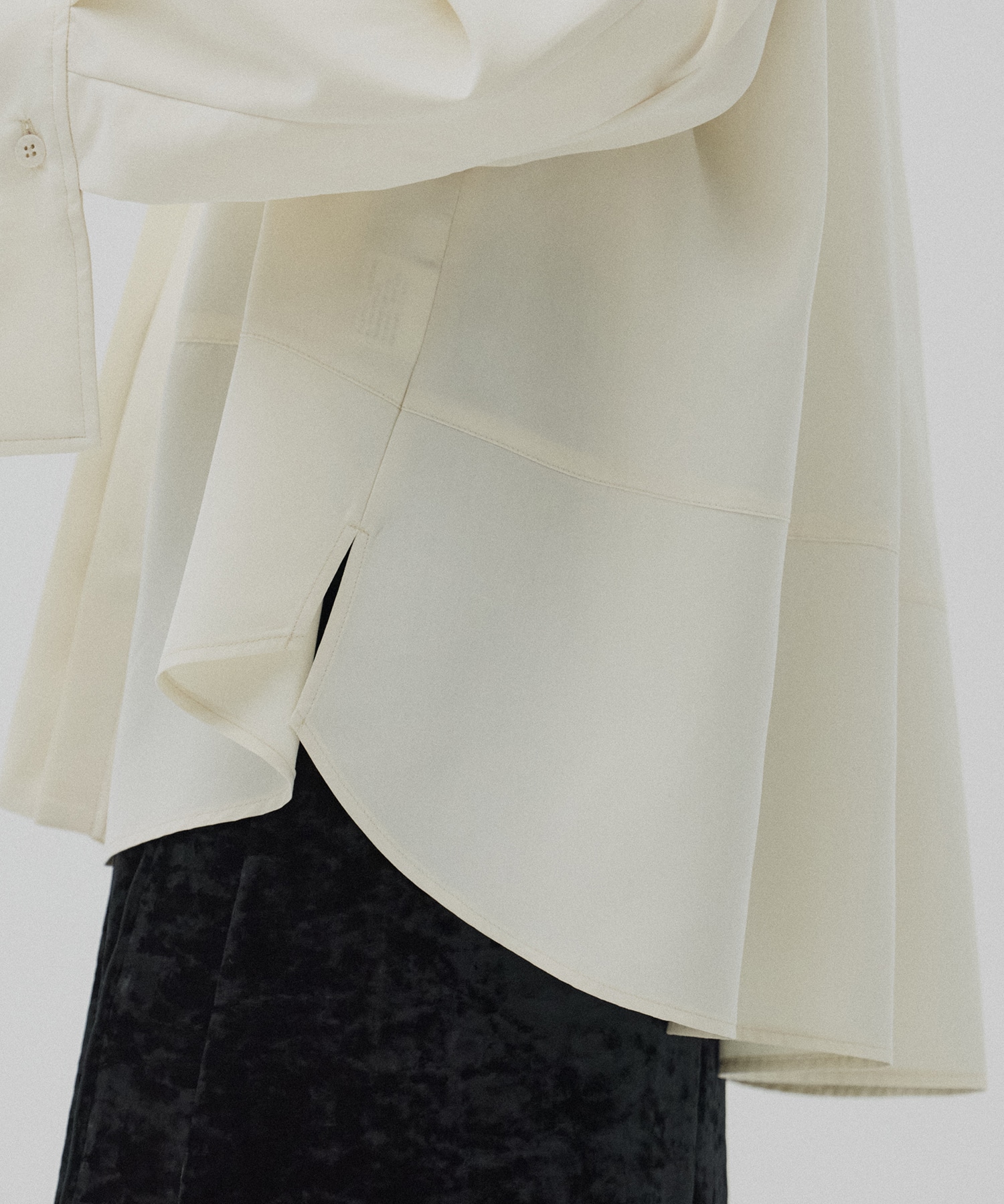 ジップアップオーバーシャツ