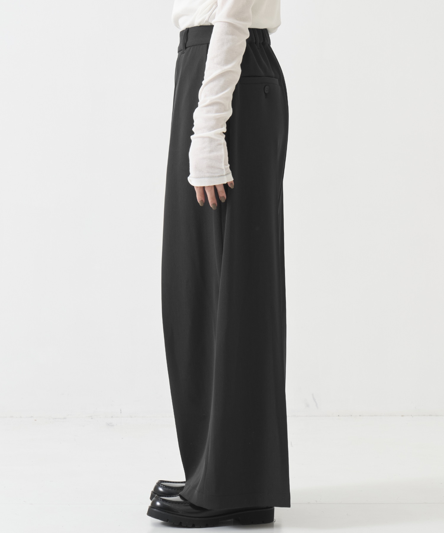 シルキーツイルアシメタックパンツ