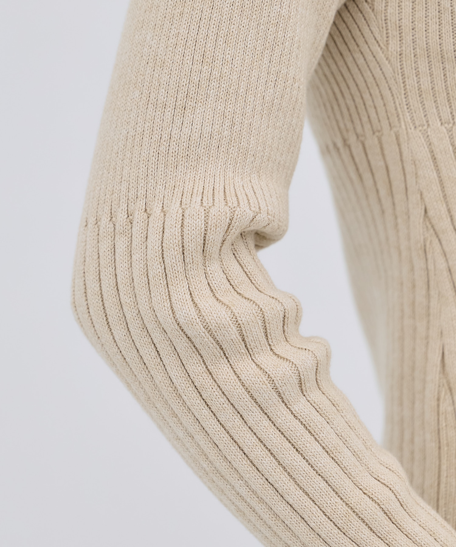 リブニットジップフーディ