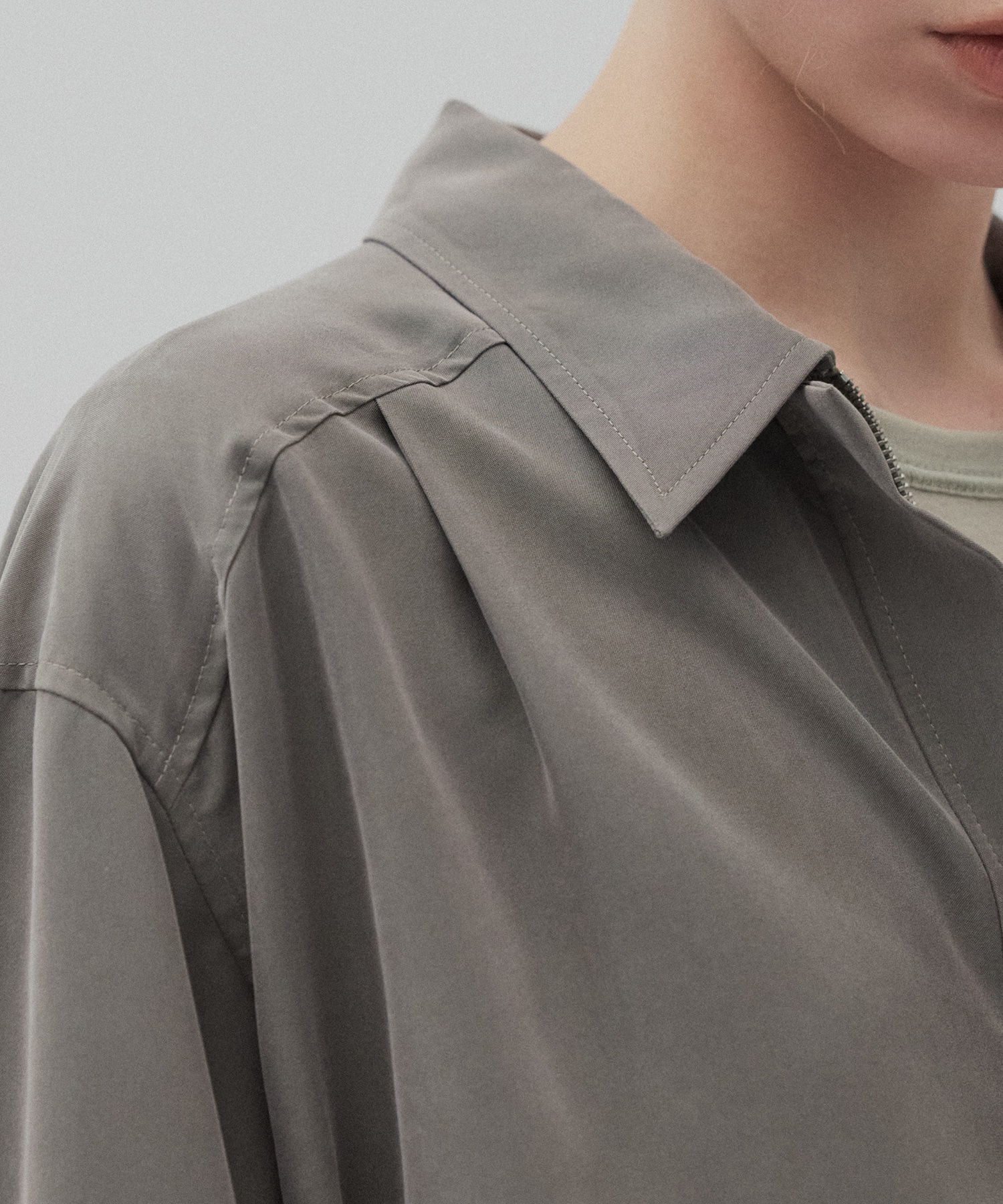 ジップアップオーバーシャツ