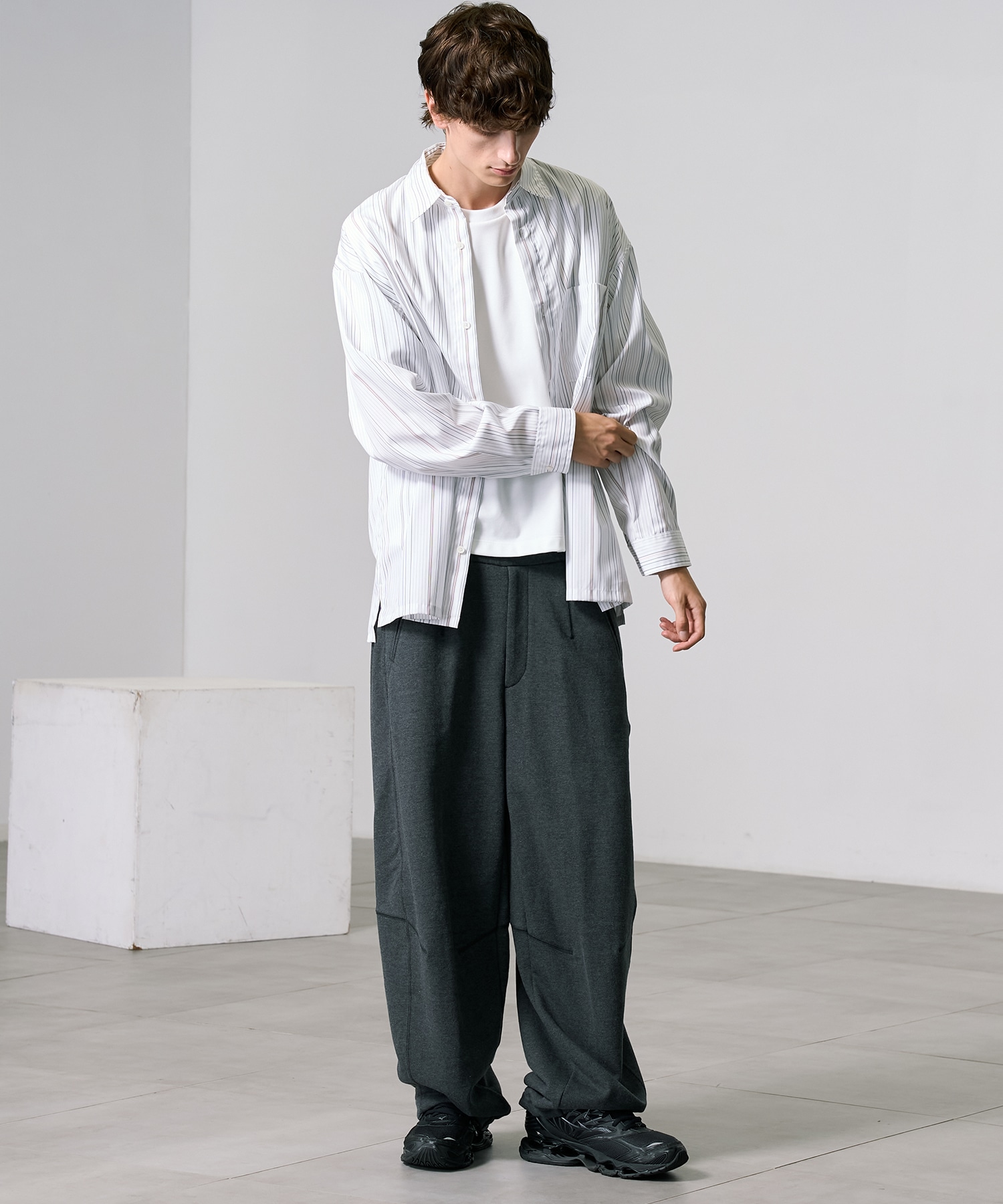 PUBLIC SWEAT バレルパンツ