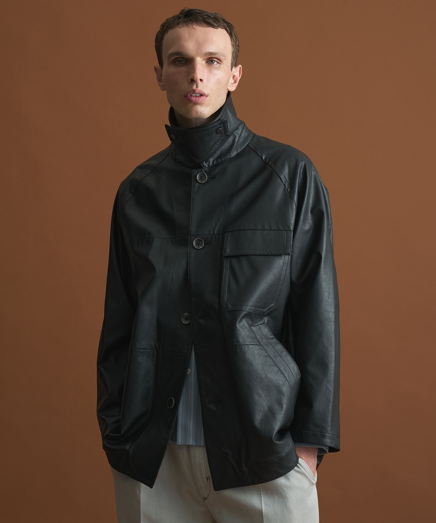 ヴィンテージフェイクレザーカーコート