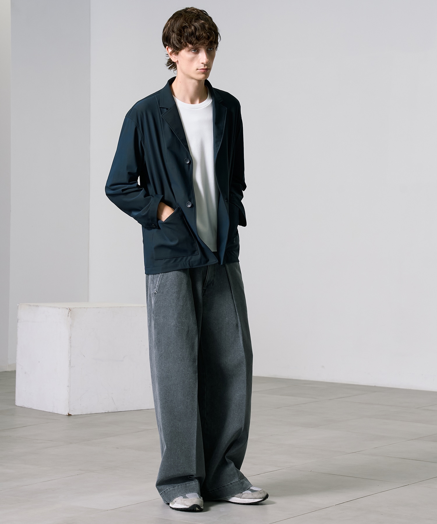 【美品】PUBLIC TOKYO 23AW エバークリースデニムイージーパンツ エバークリースデニムイージーパンツ(1 DARK GREY): : メンズ